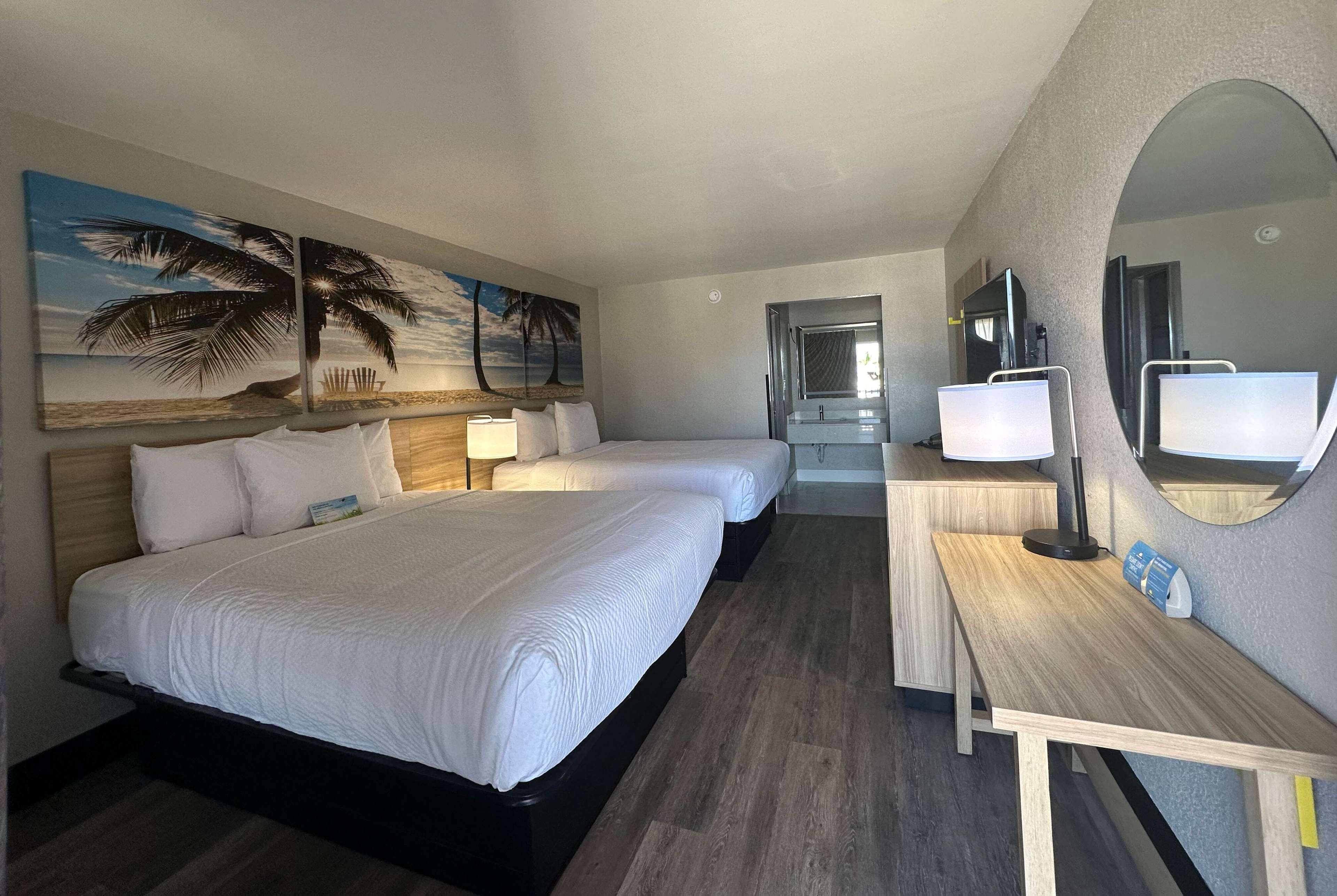 Quadruple Non Smoking