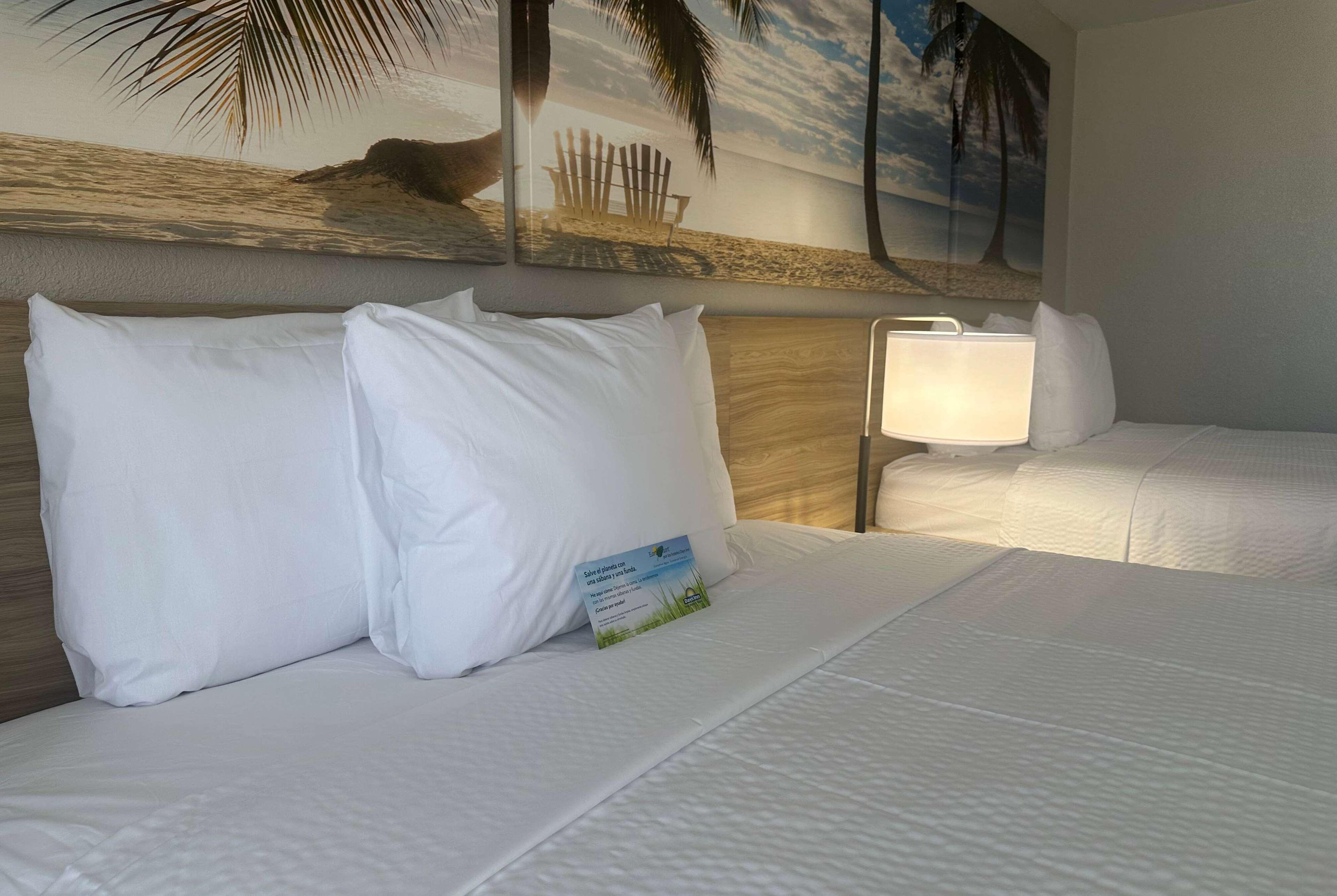 Quadruple Non Smoking