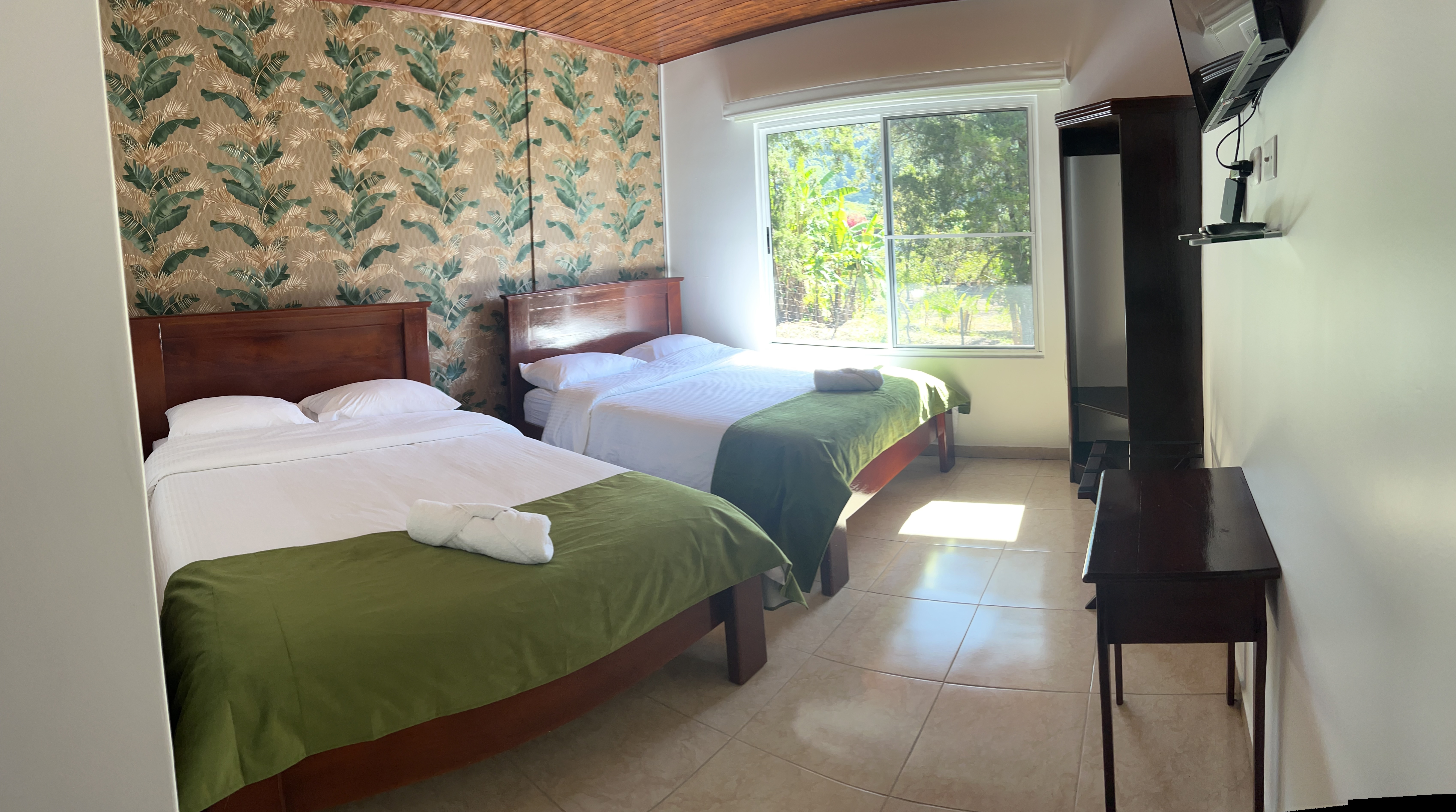 Family Room Accessible-two Queen Beds