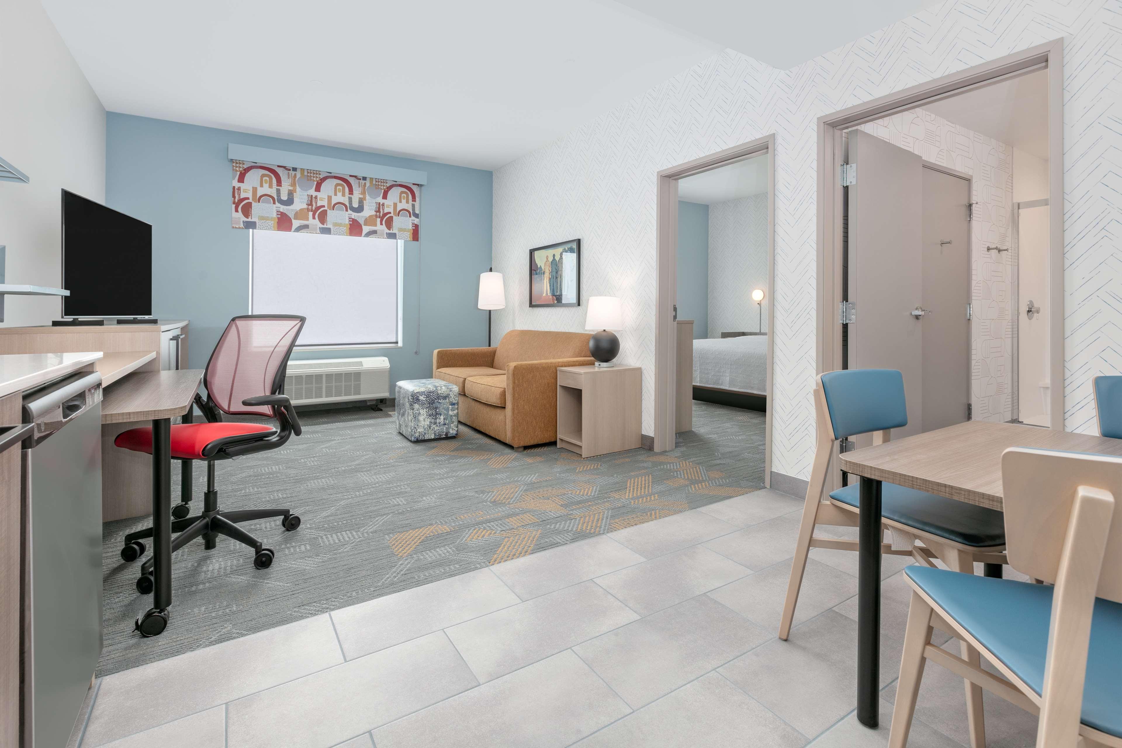 Suite King Bed One Bedroom 