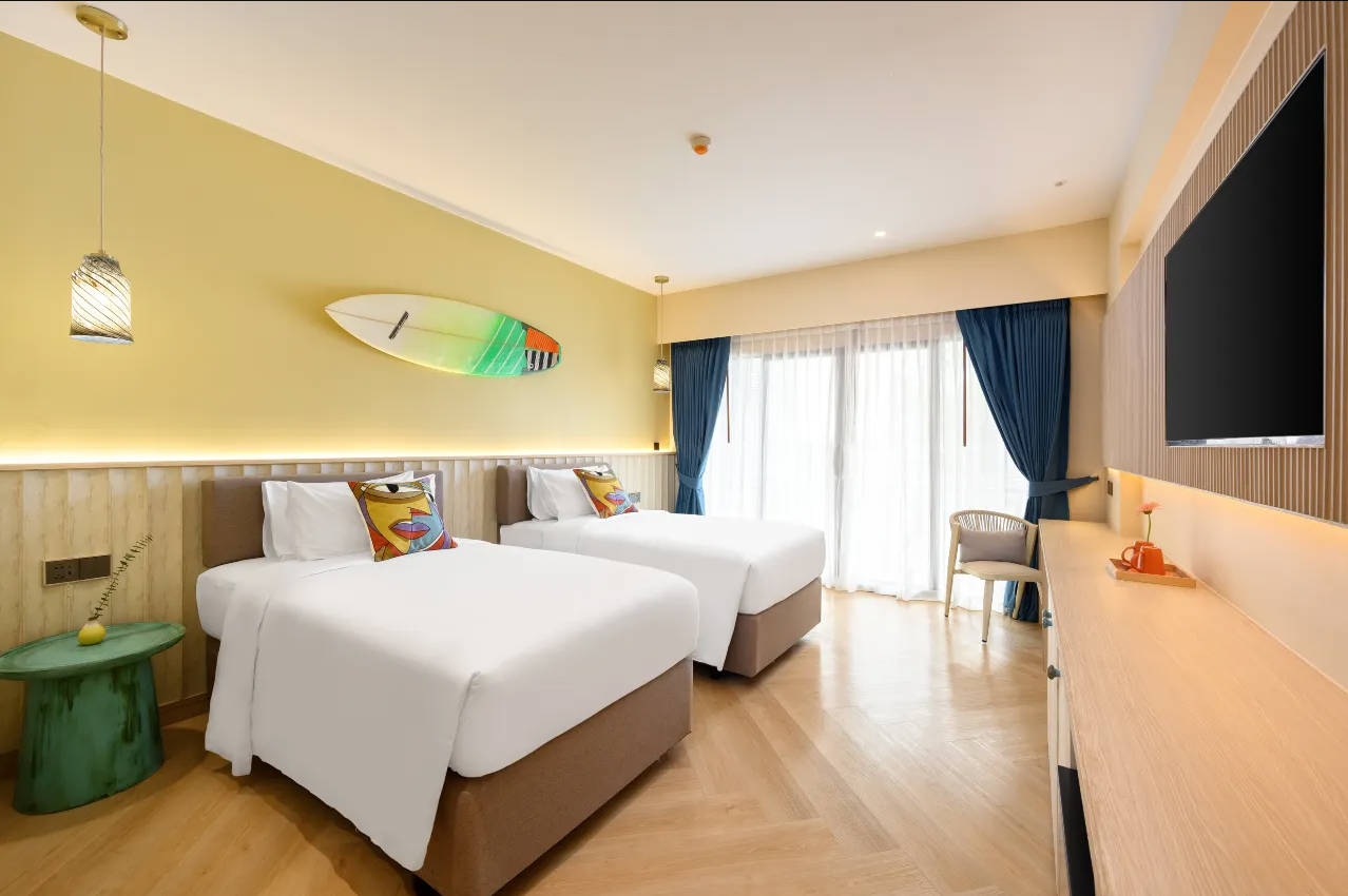 Twin Deluxe with Balcony