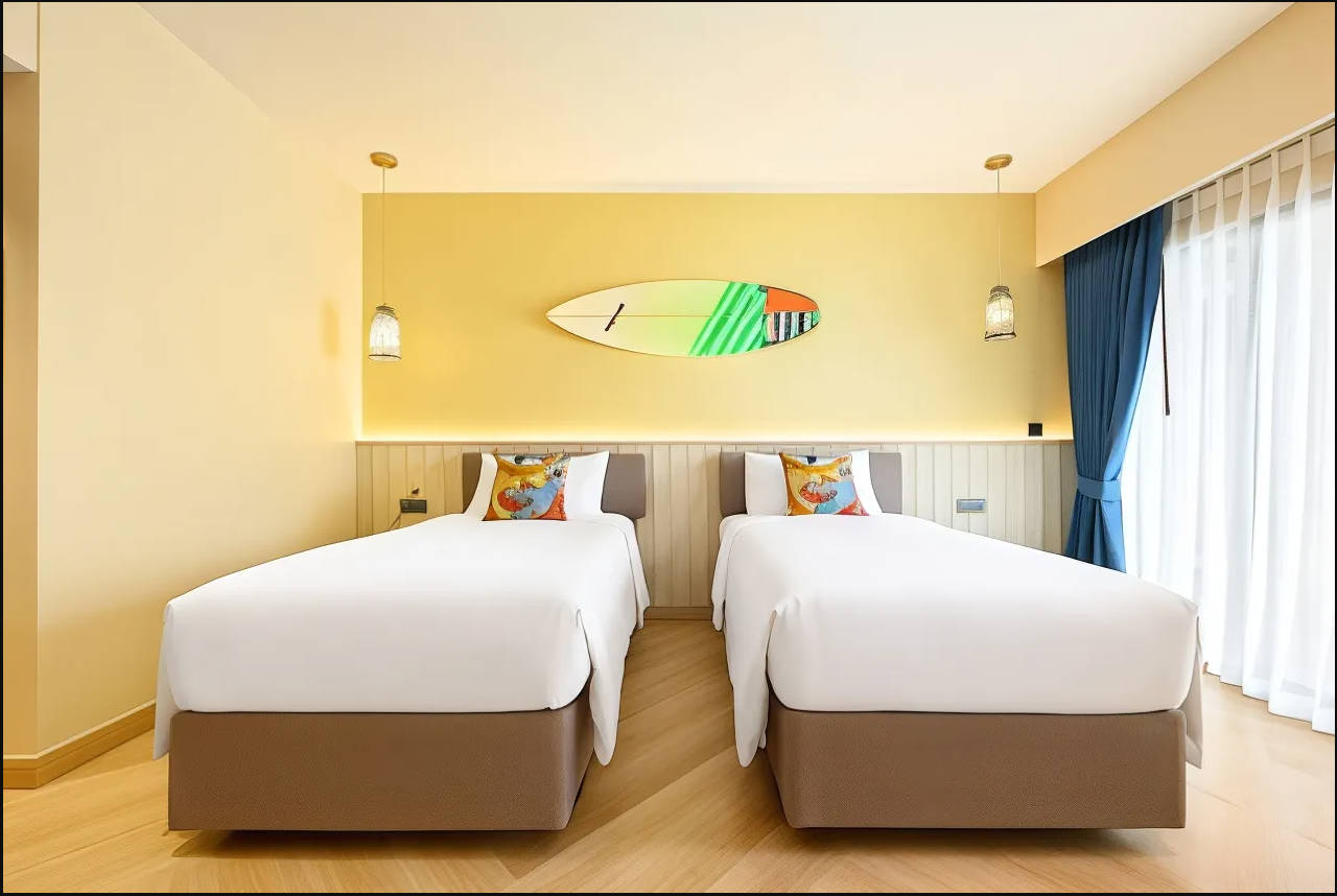 Twin Deluxe with Balcony