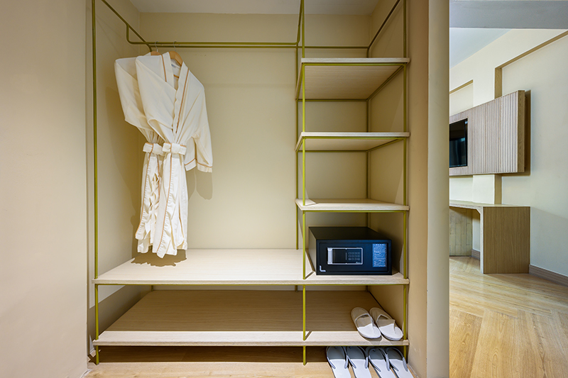 Twin Deluxe with Balcony