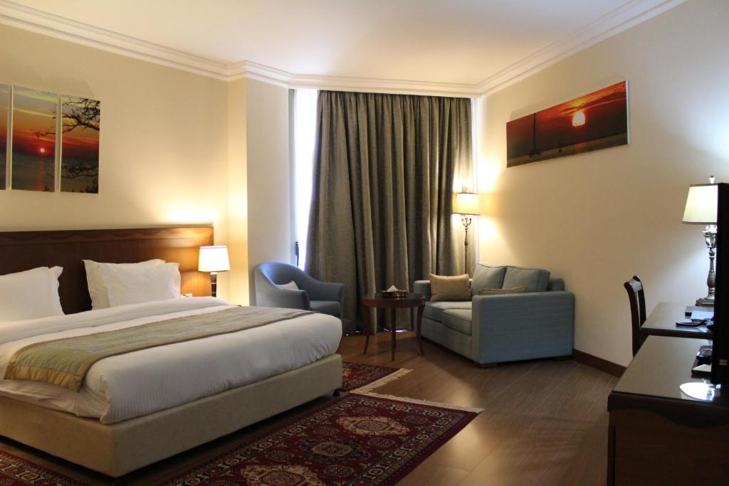 Double or Twin Deluxe Sea View