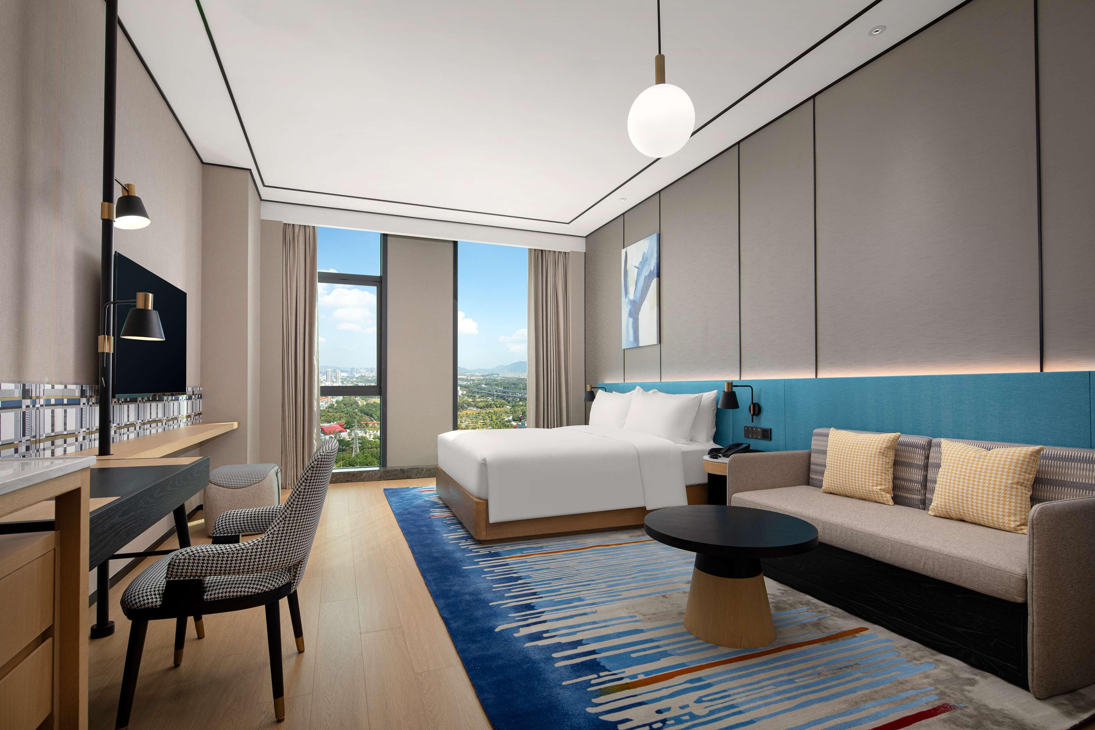 Double Accessible King Size Bed