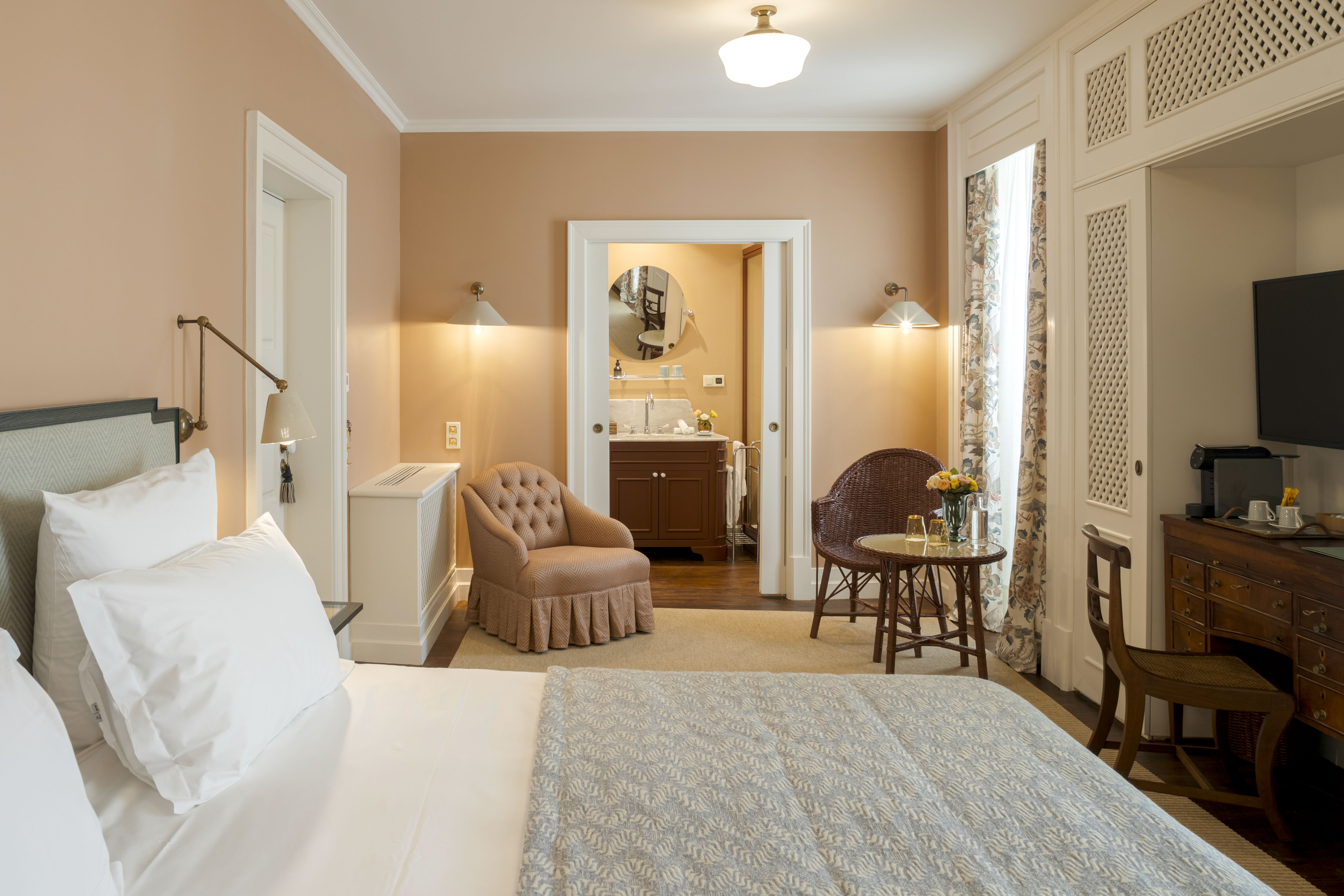 Double or Twin Deluxe