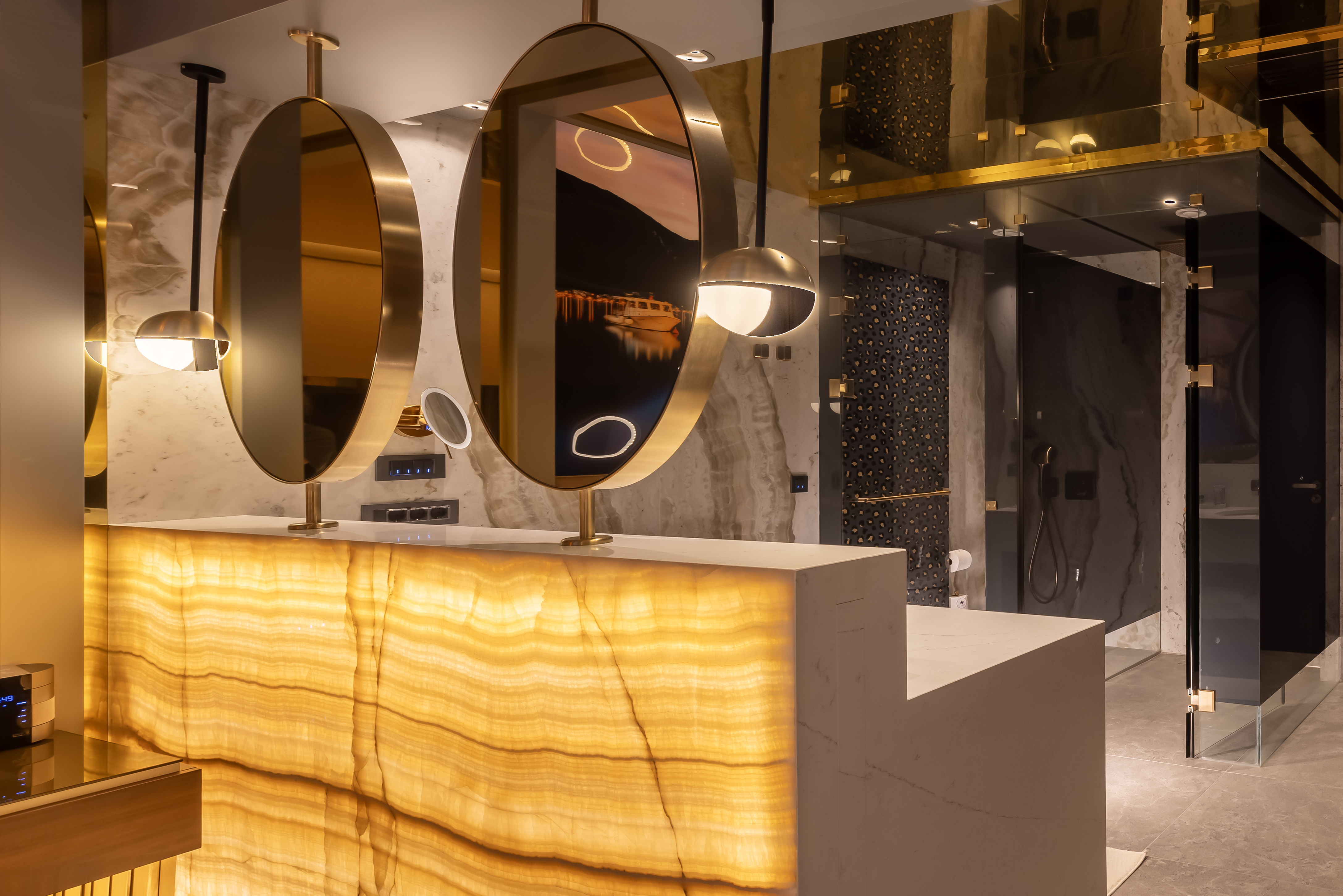 Double or Twin Deluxe