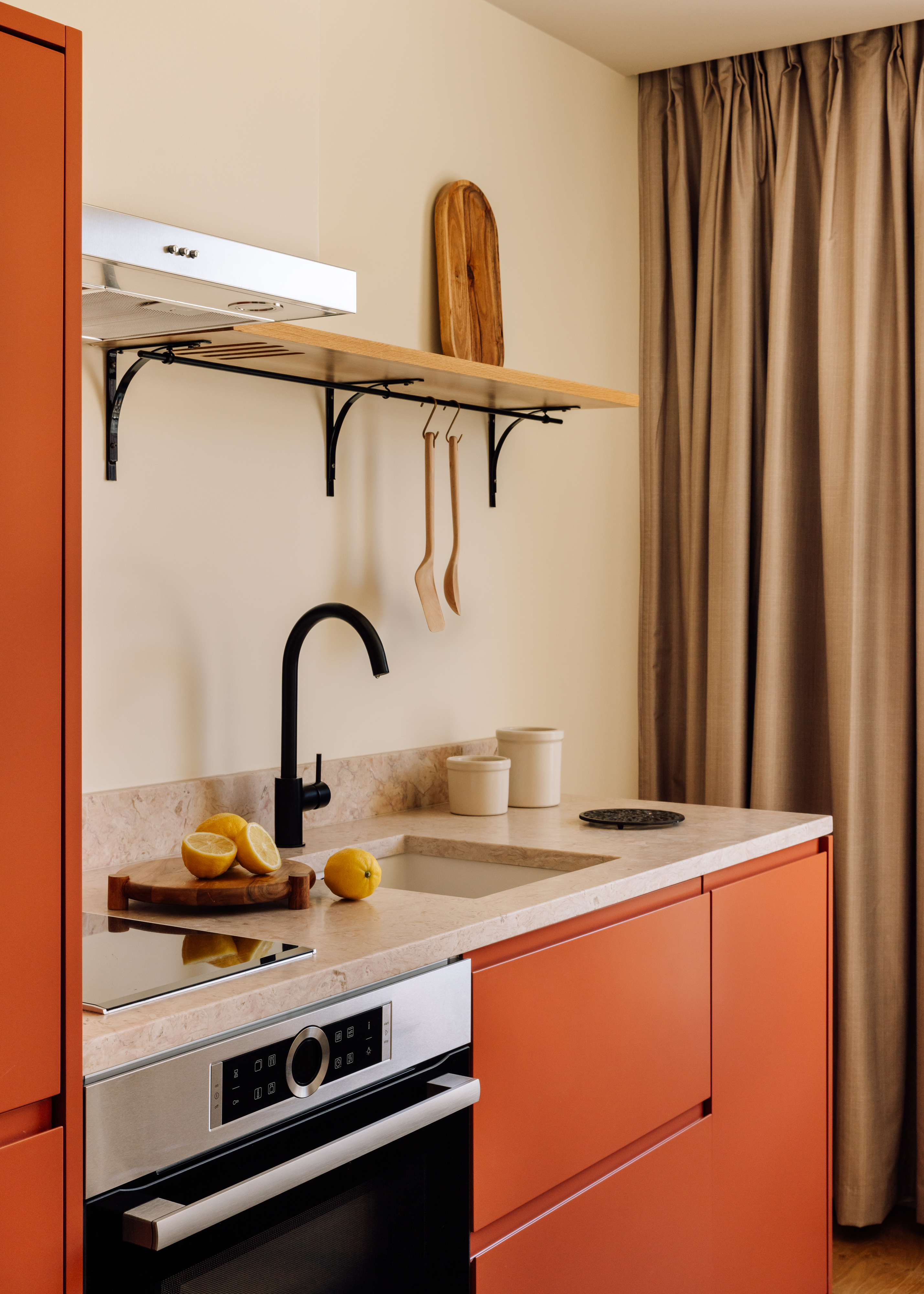 Studio King Size Bed