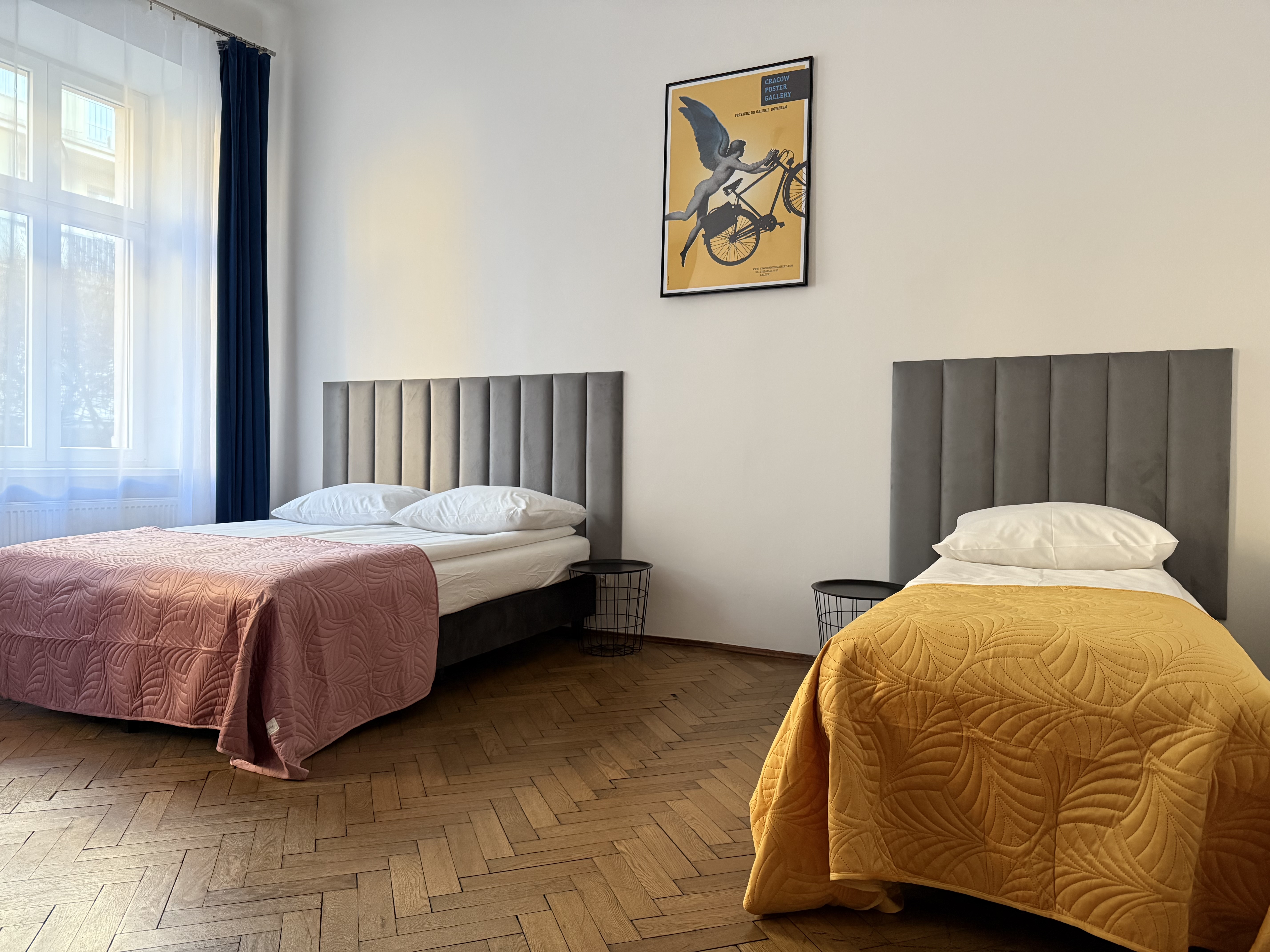 Apartment Three Bedrooms One Bathroom