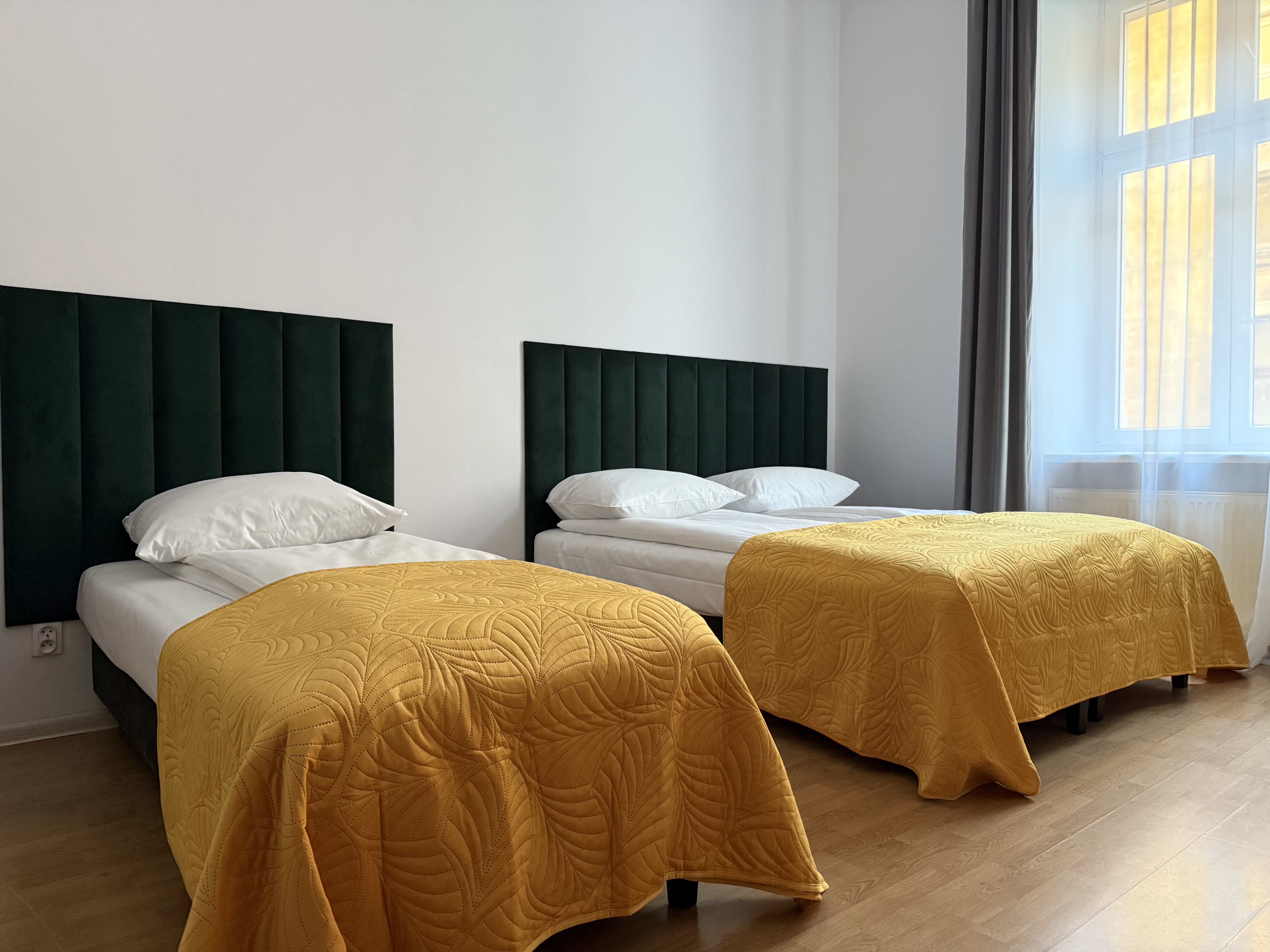 Apartment Three Bedrooms One Bathroom