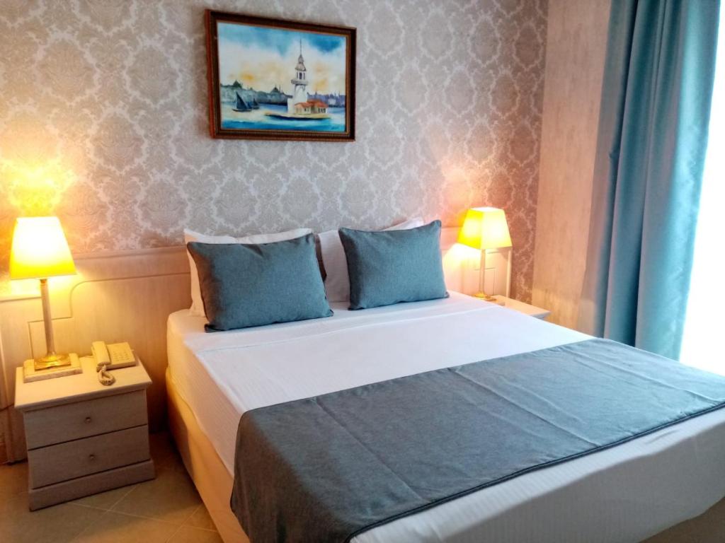 Double Classic Double Bed