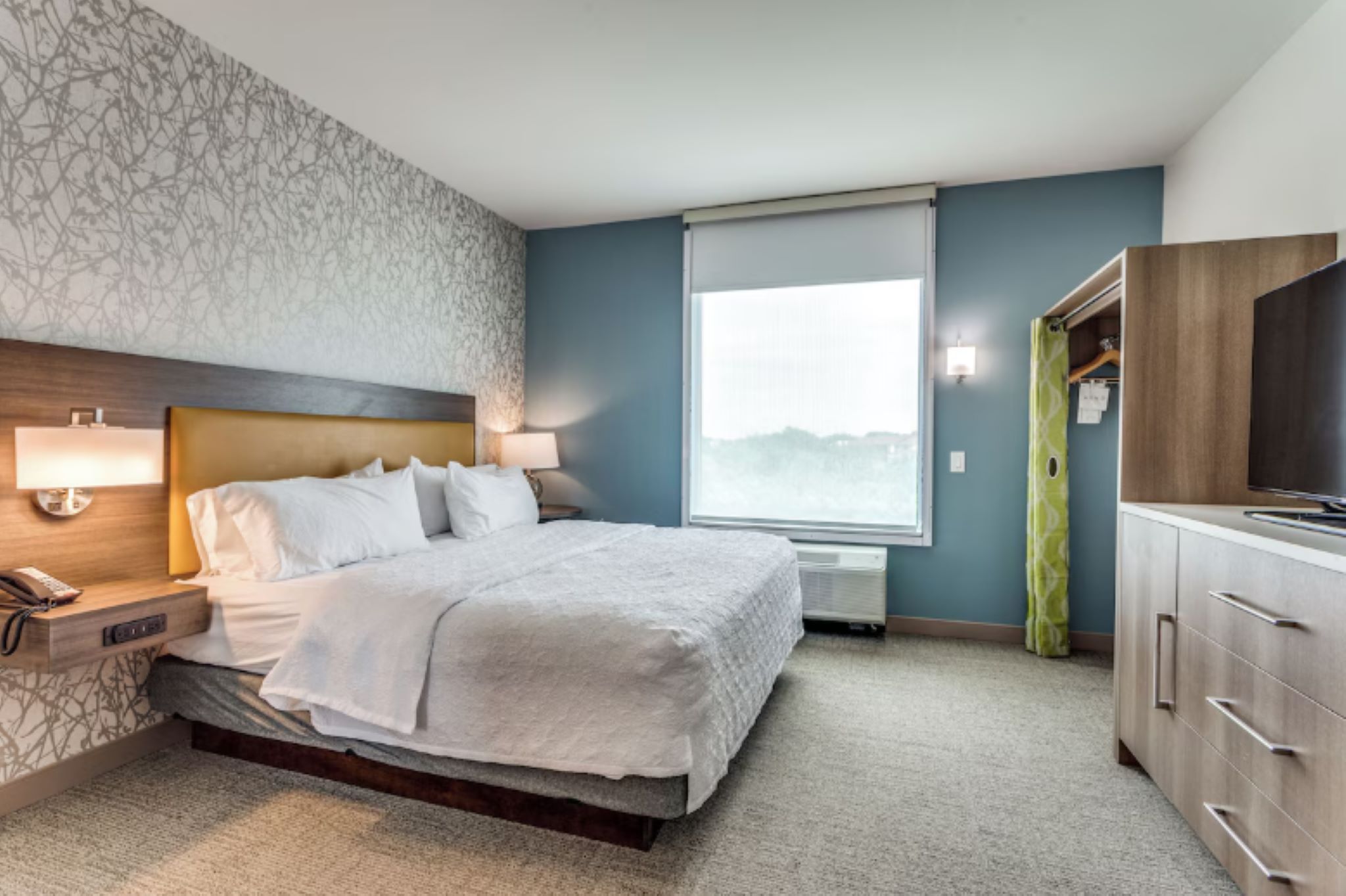 Suite Two Queen Beds