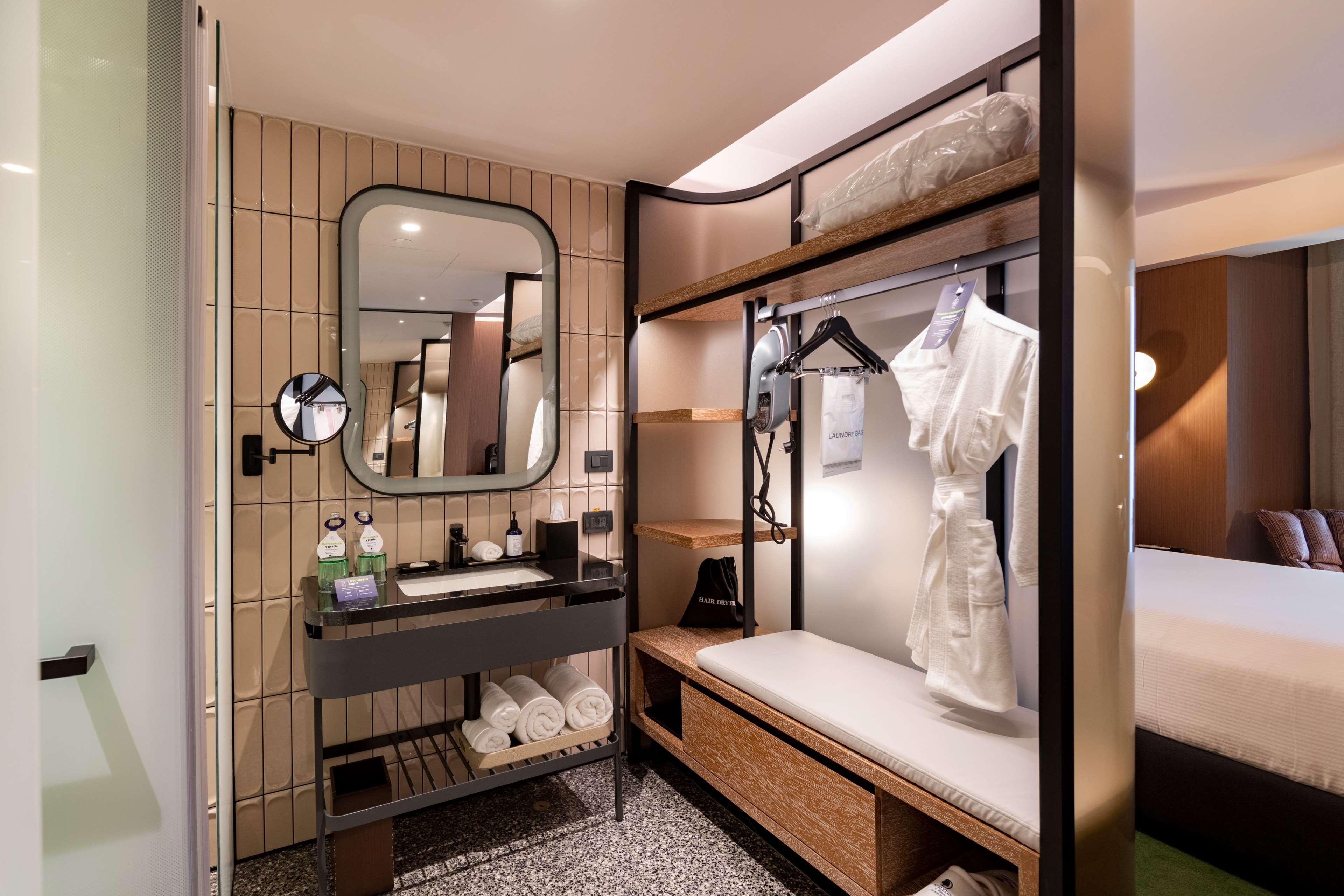 Double Premier King Bed