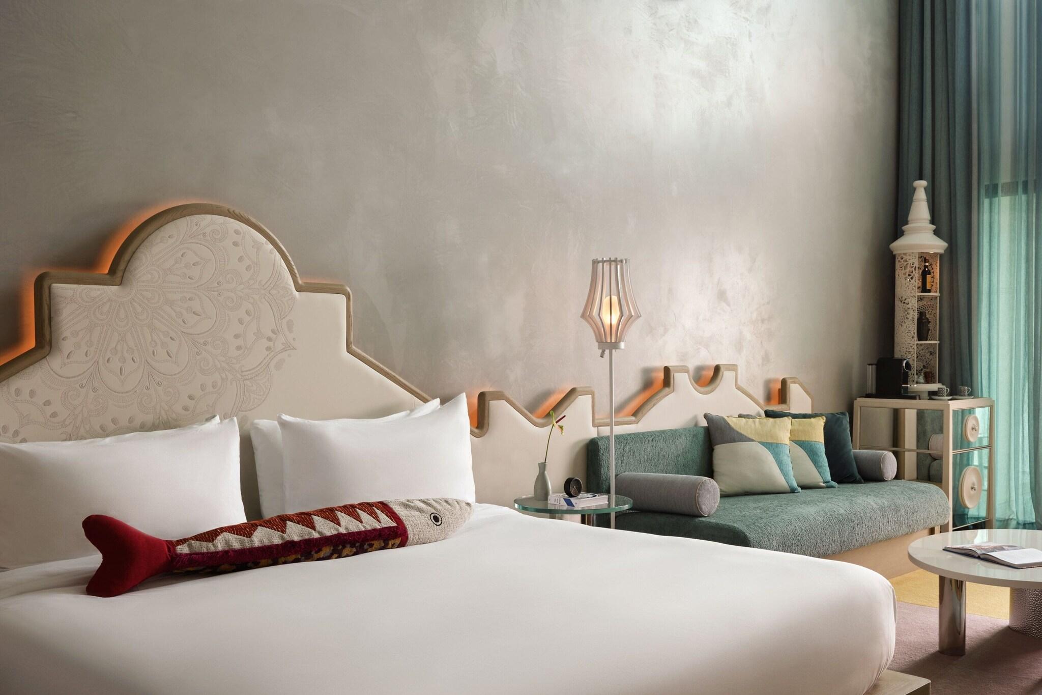 Suite Ocean View King Bed