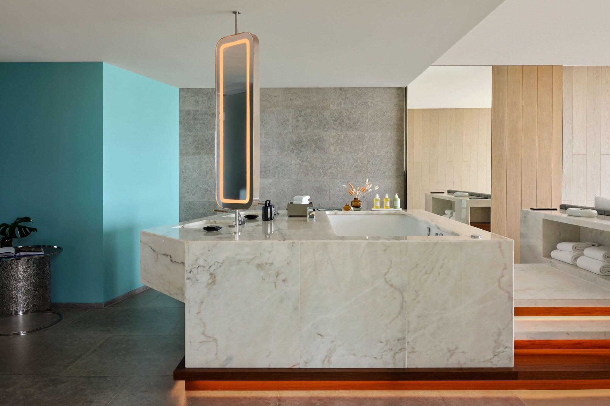 Suite Presidential with Views