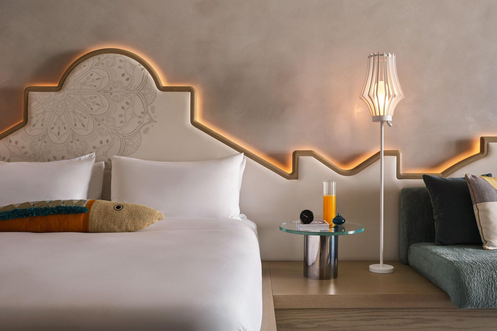 Double King Size Bed