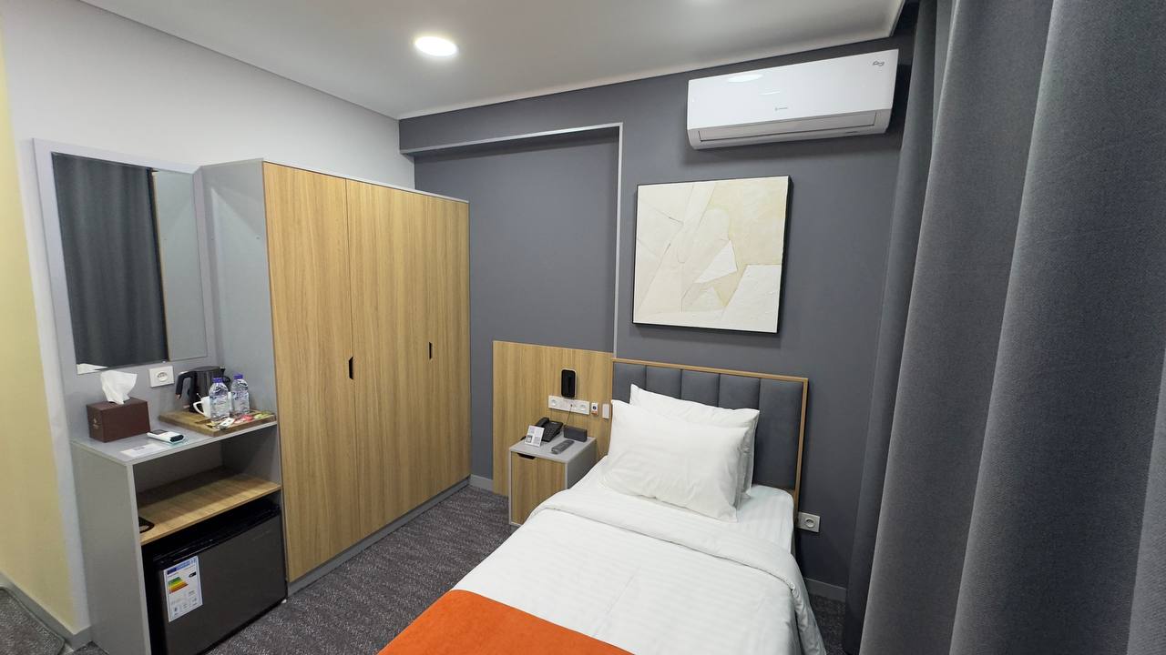 Single One Bedroom One Bathroom