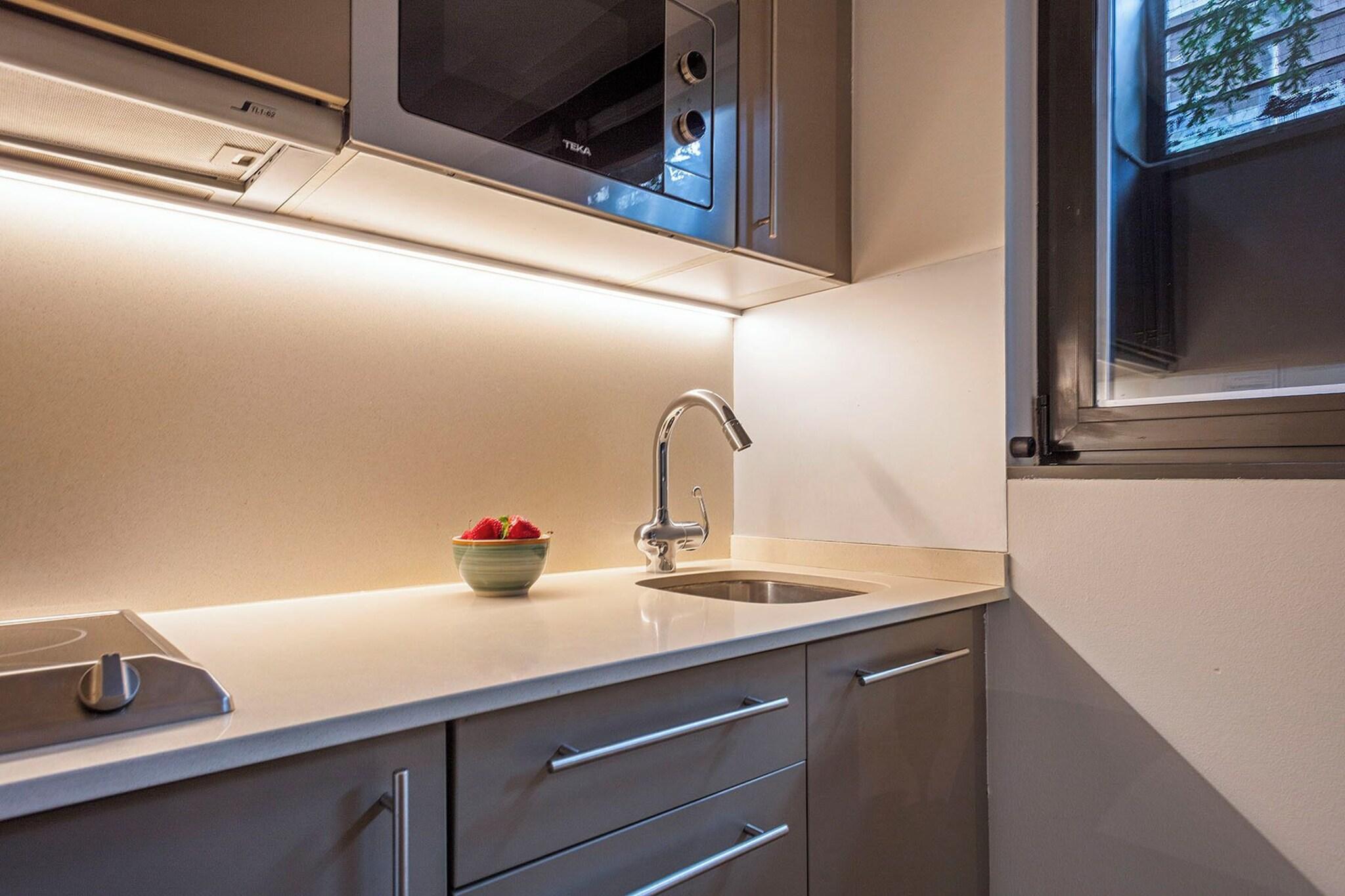 Family Room Queen Size Bed