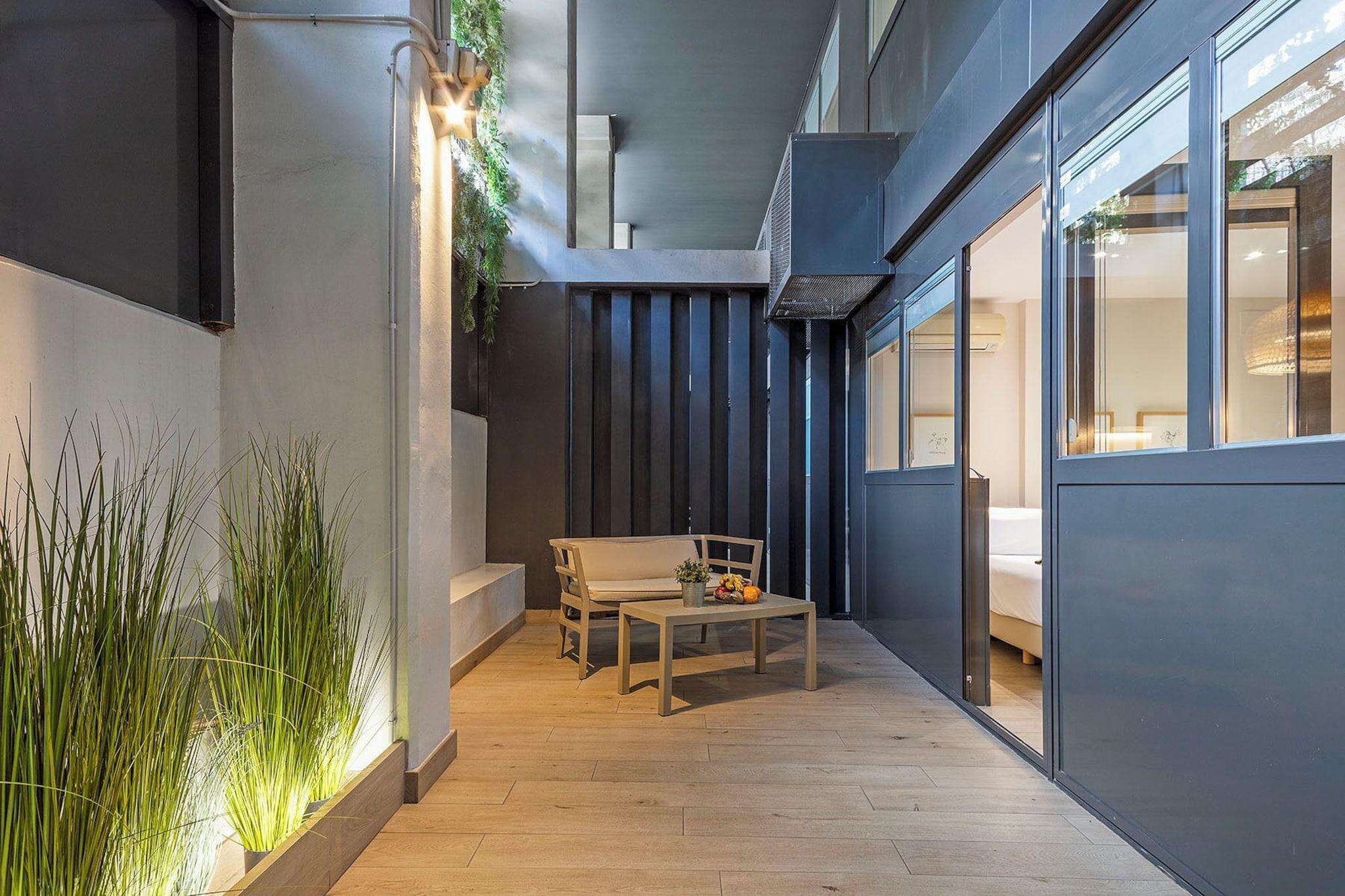 Double Single with Double Bed