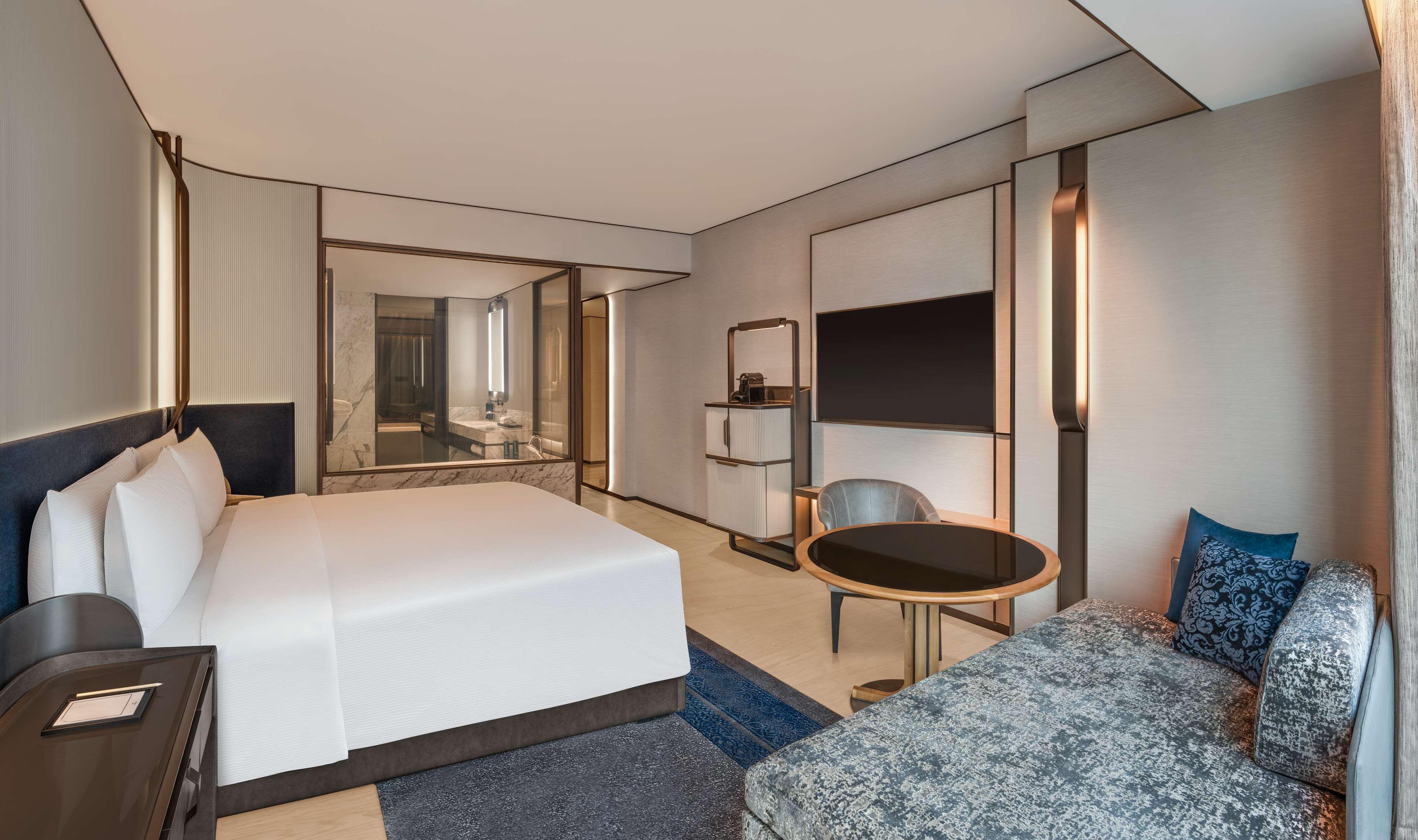 Double Guest Room King Bed