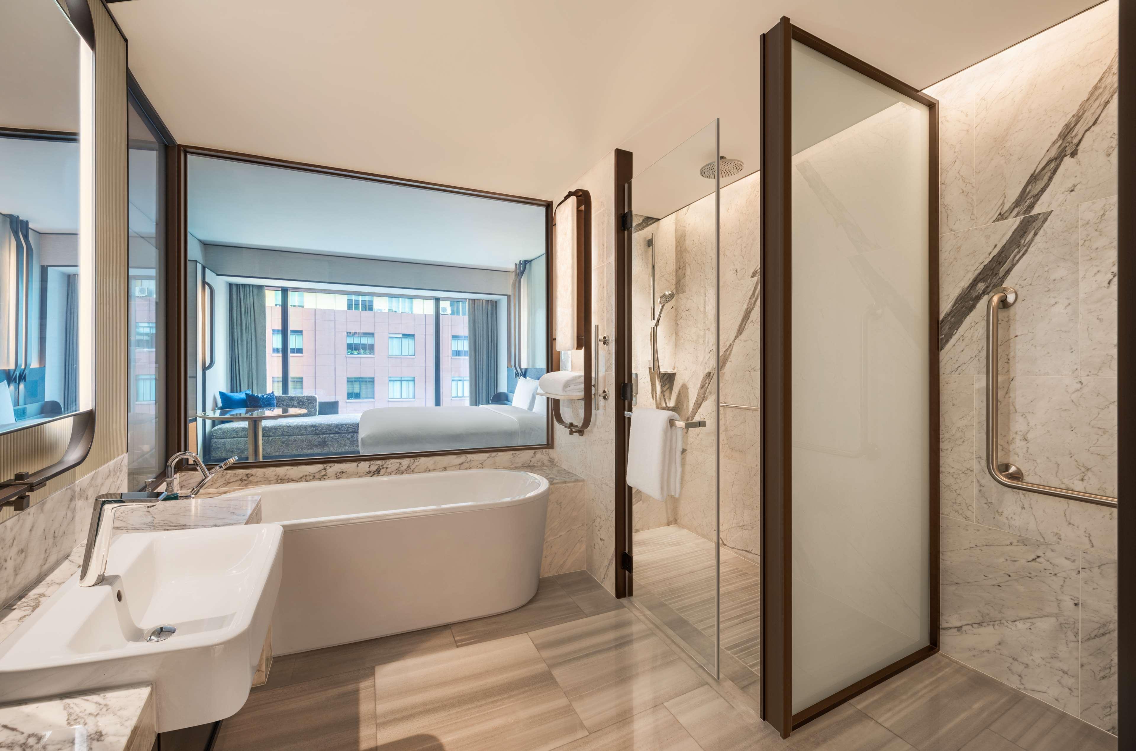 Double Accessible King Size Bed