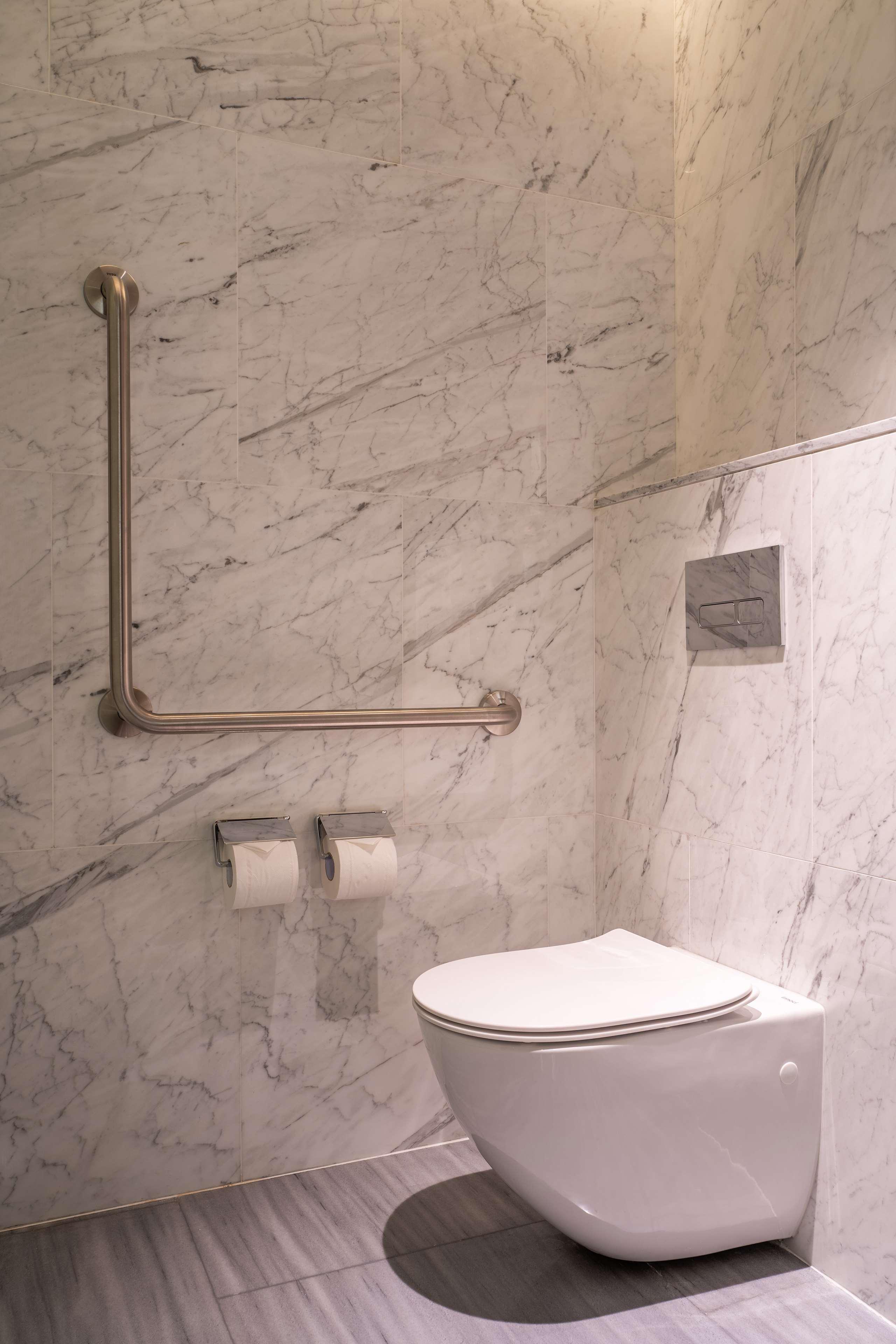 Double Accessible King Size Bed