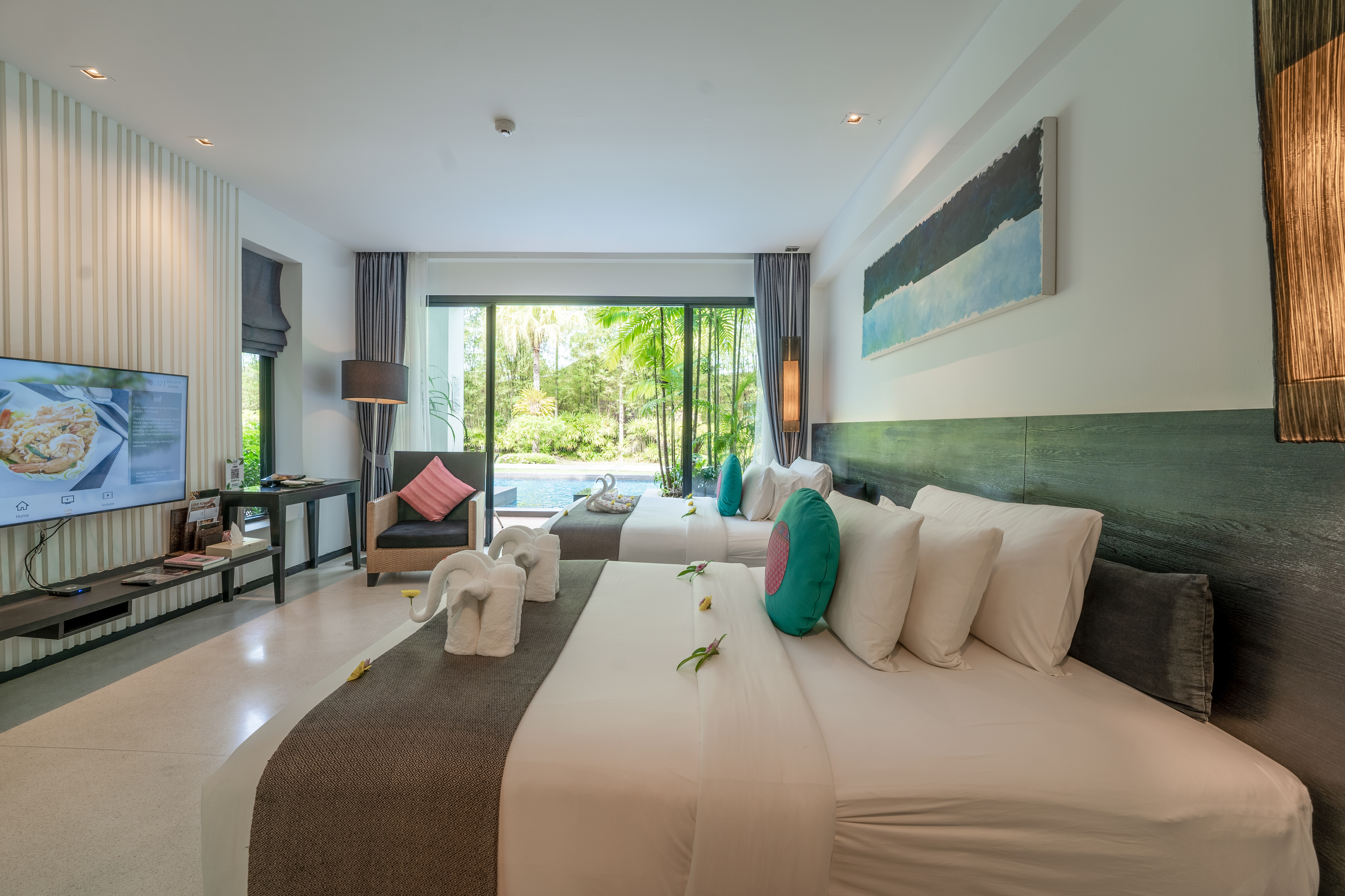 Double or Twin Deluxe