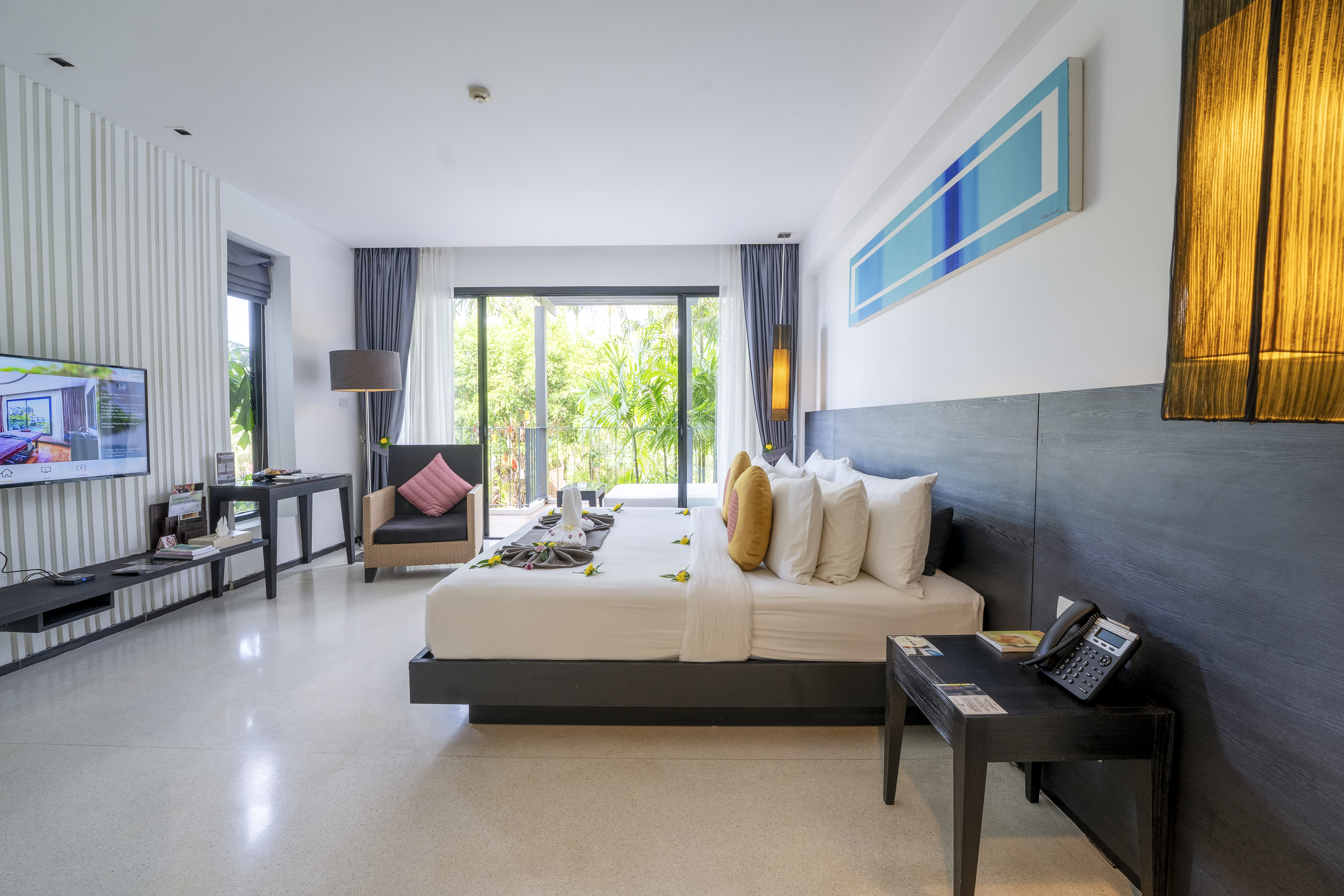 Double or Twin Deluxe