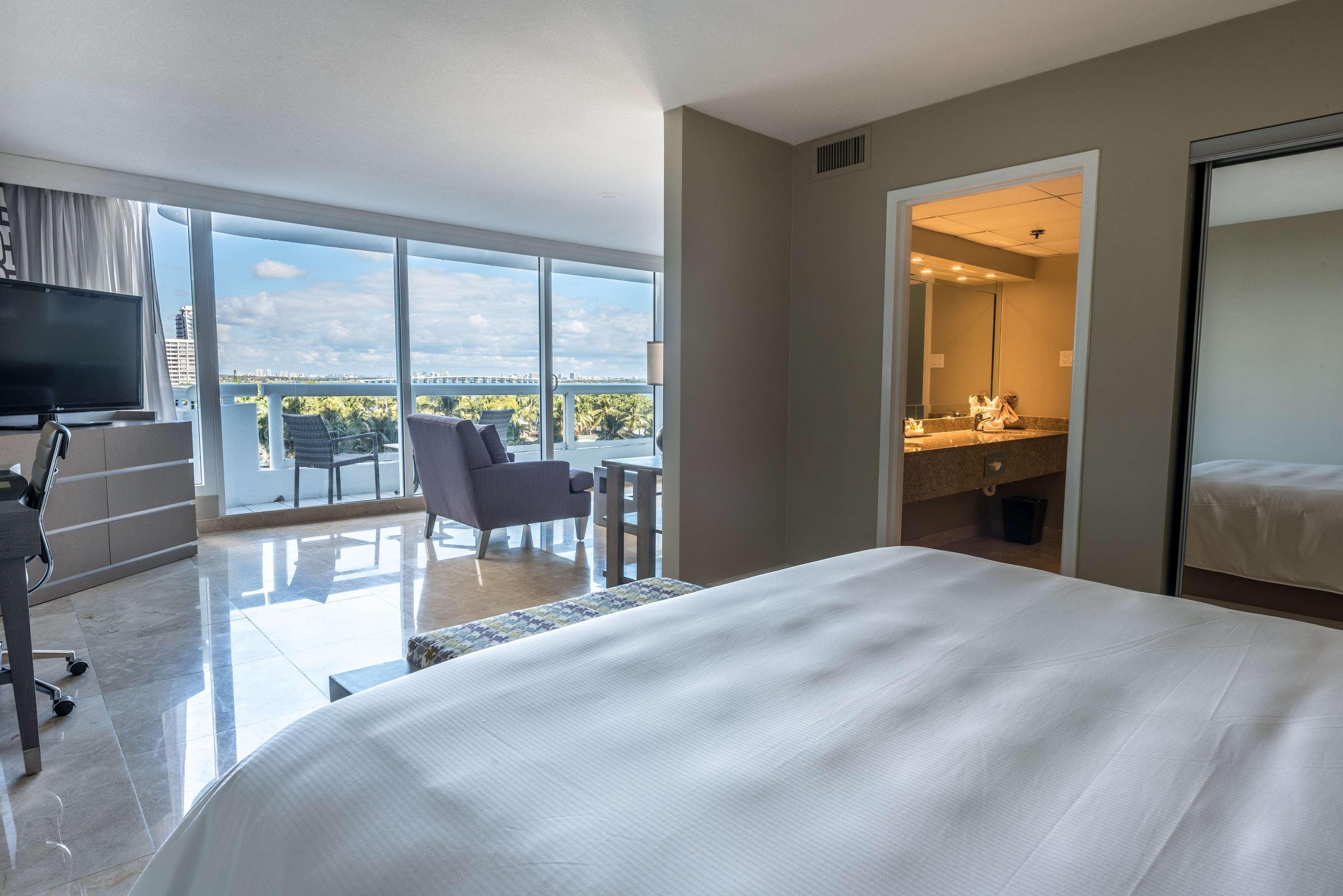 Junior Suite with Balcony