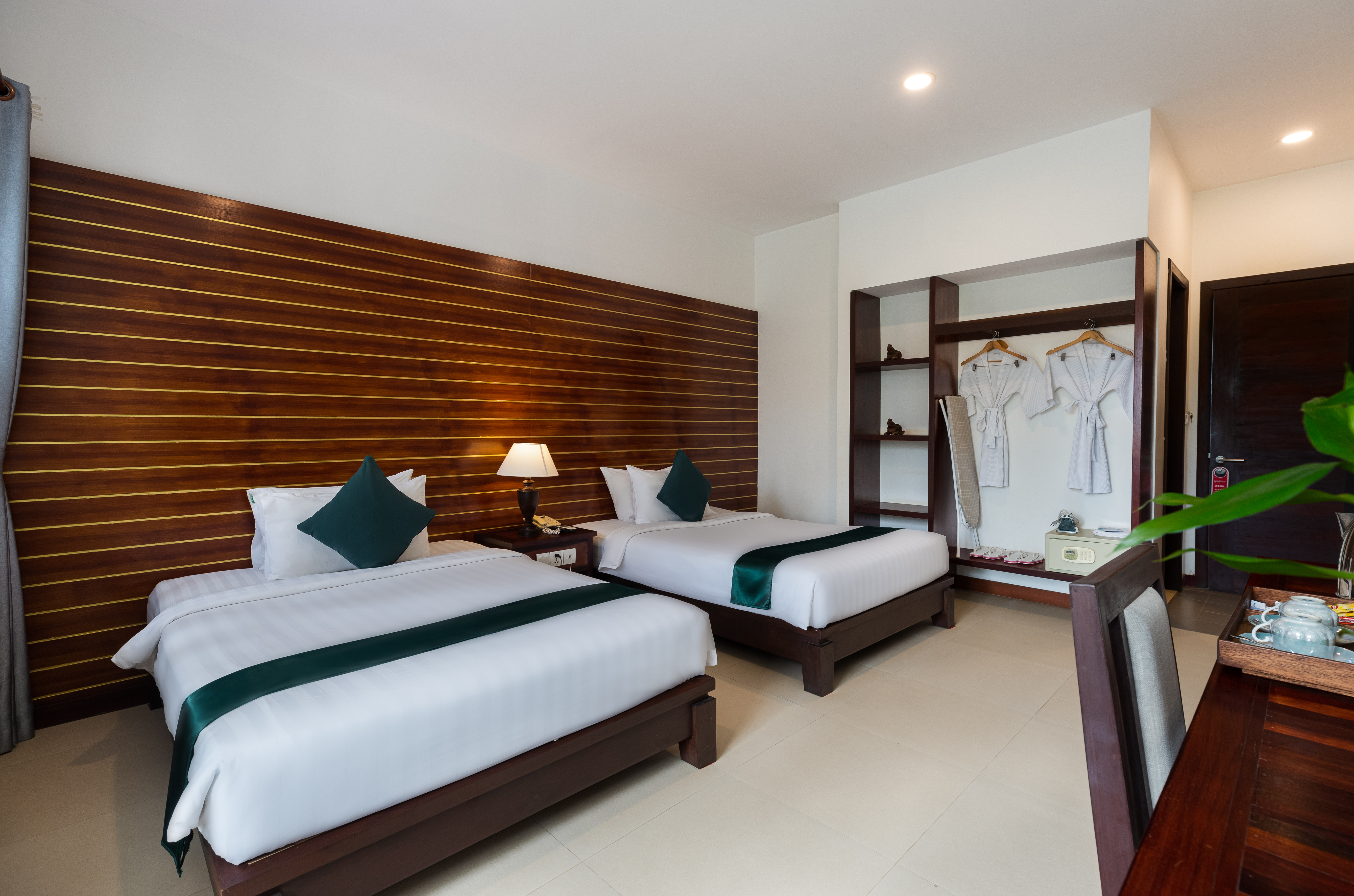 Twin Deluxe Two Bedroom