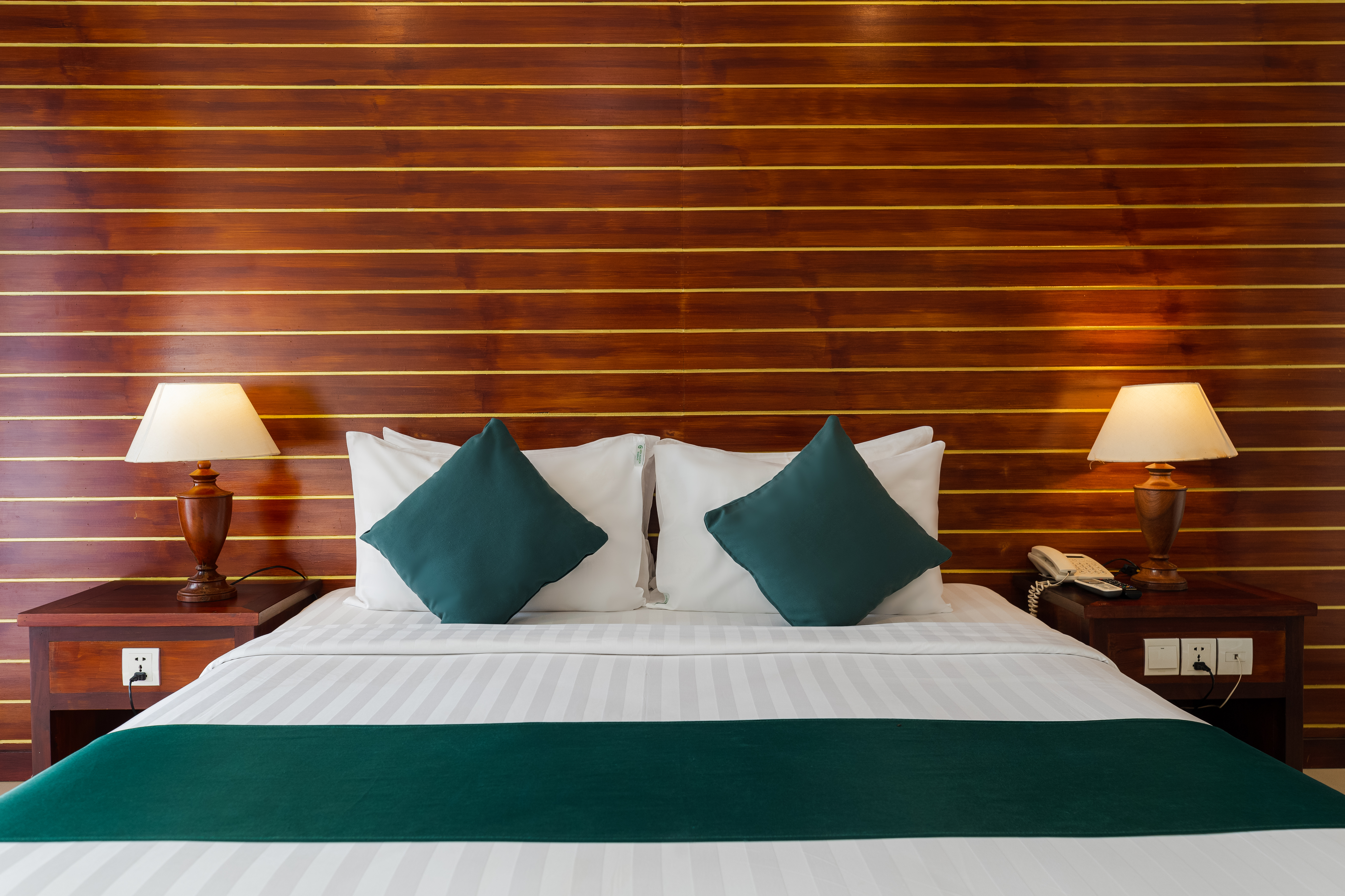 Double Deluxe King Bed