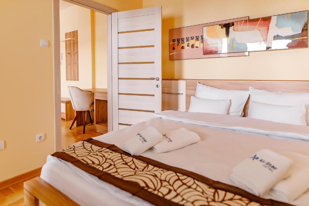 Double or Twin Deluxe