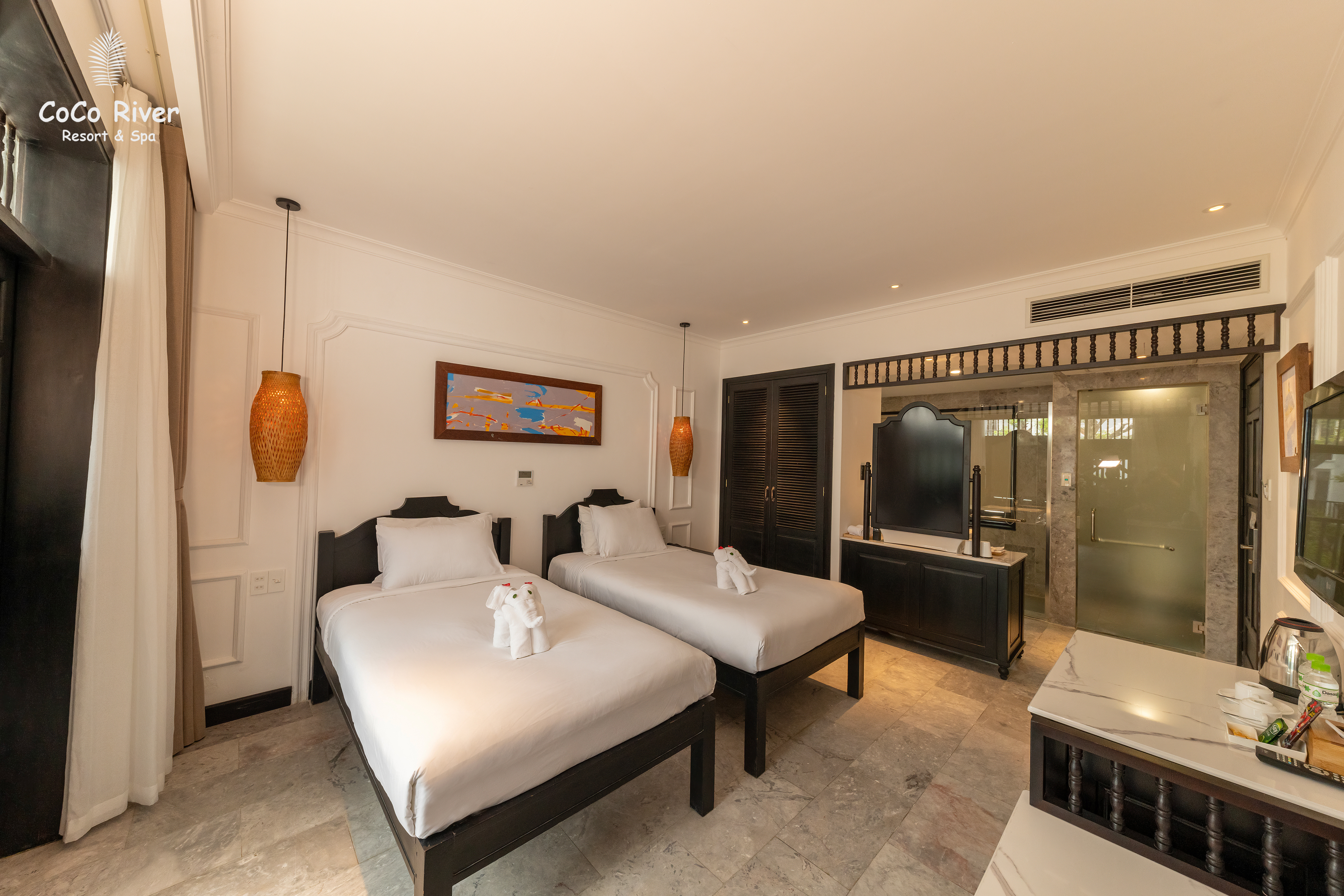 Twin Deluxe Pool View