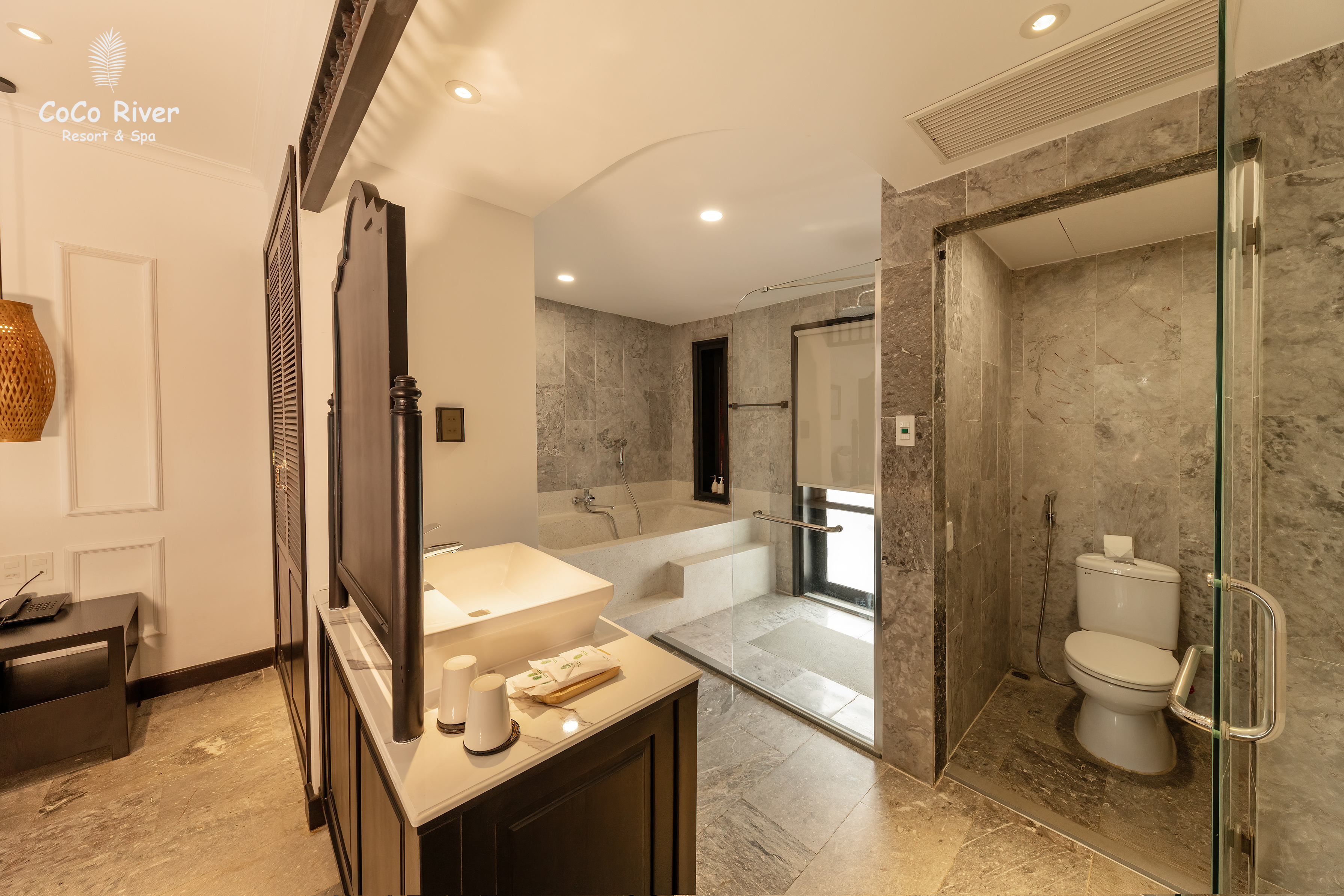 Double Deluxe Pool View