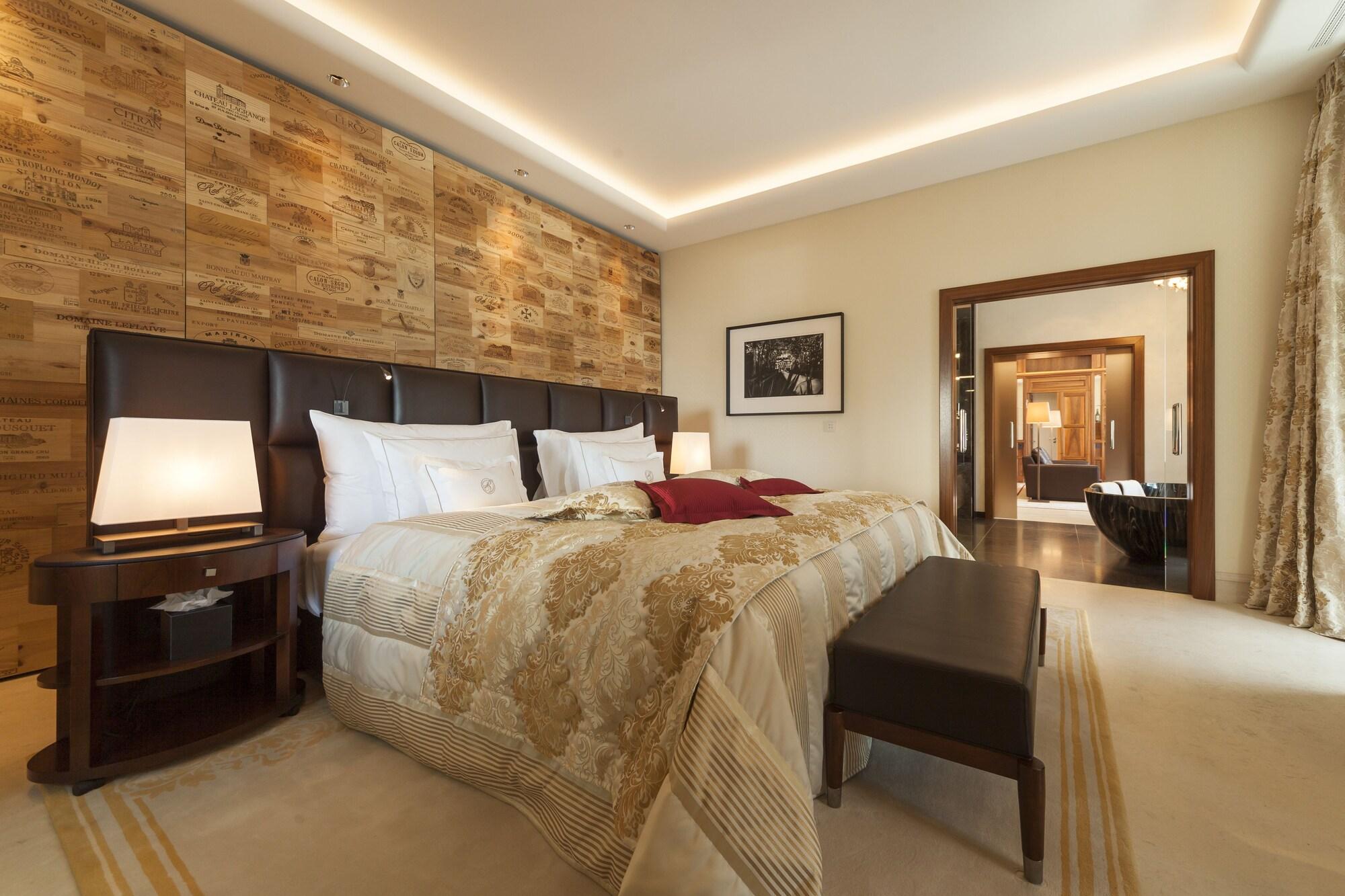 Apartment Deluxe Lake View