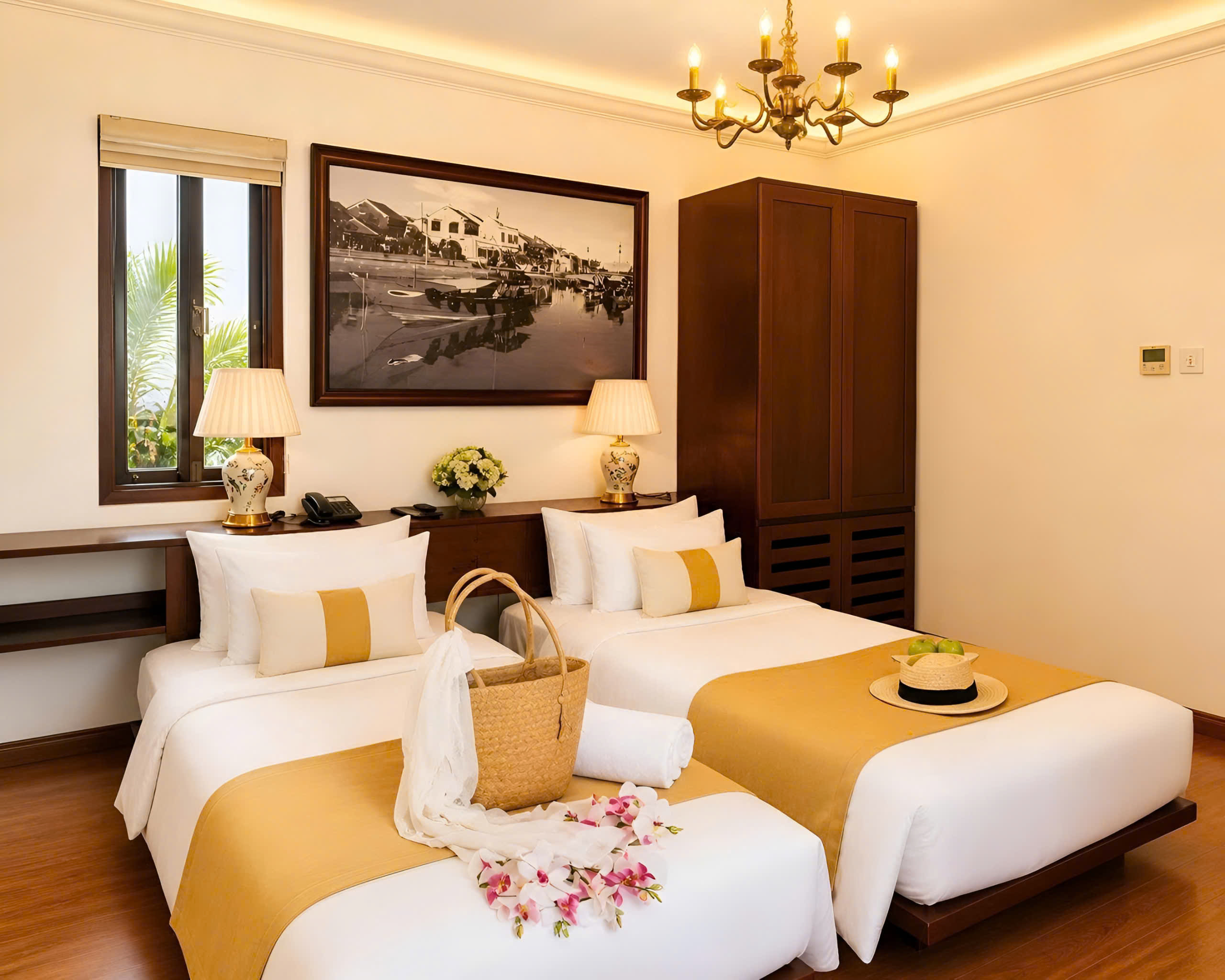 Twin Two Beds
