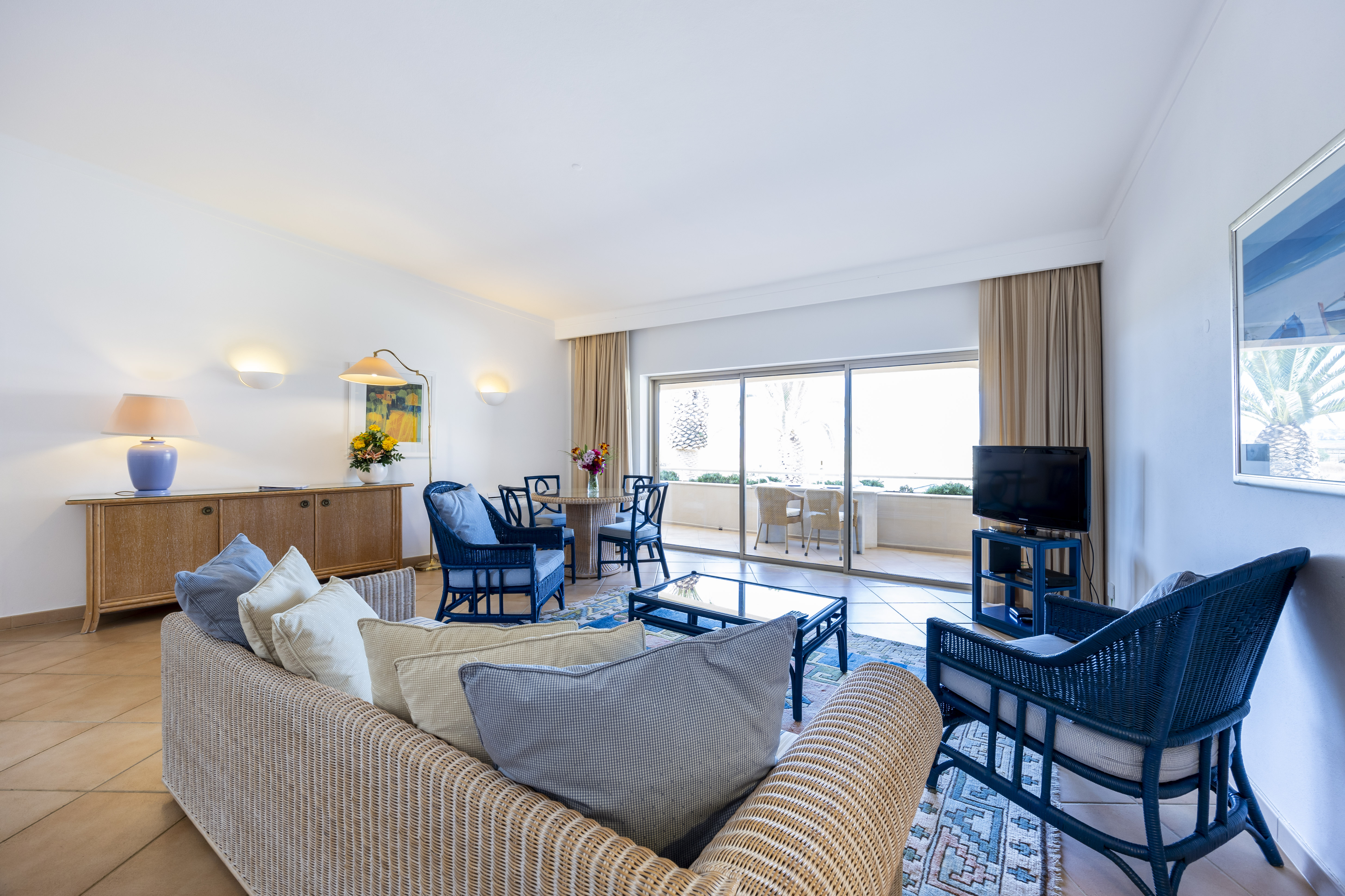 Apartment One Bedroom with Air Conditioning