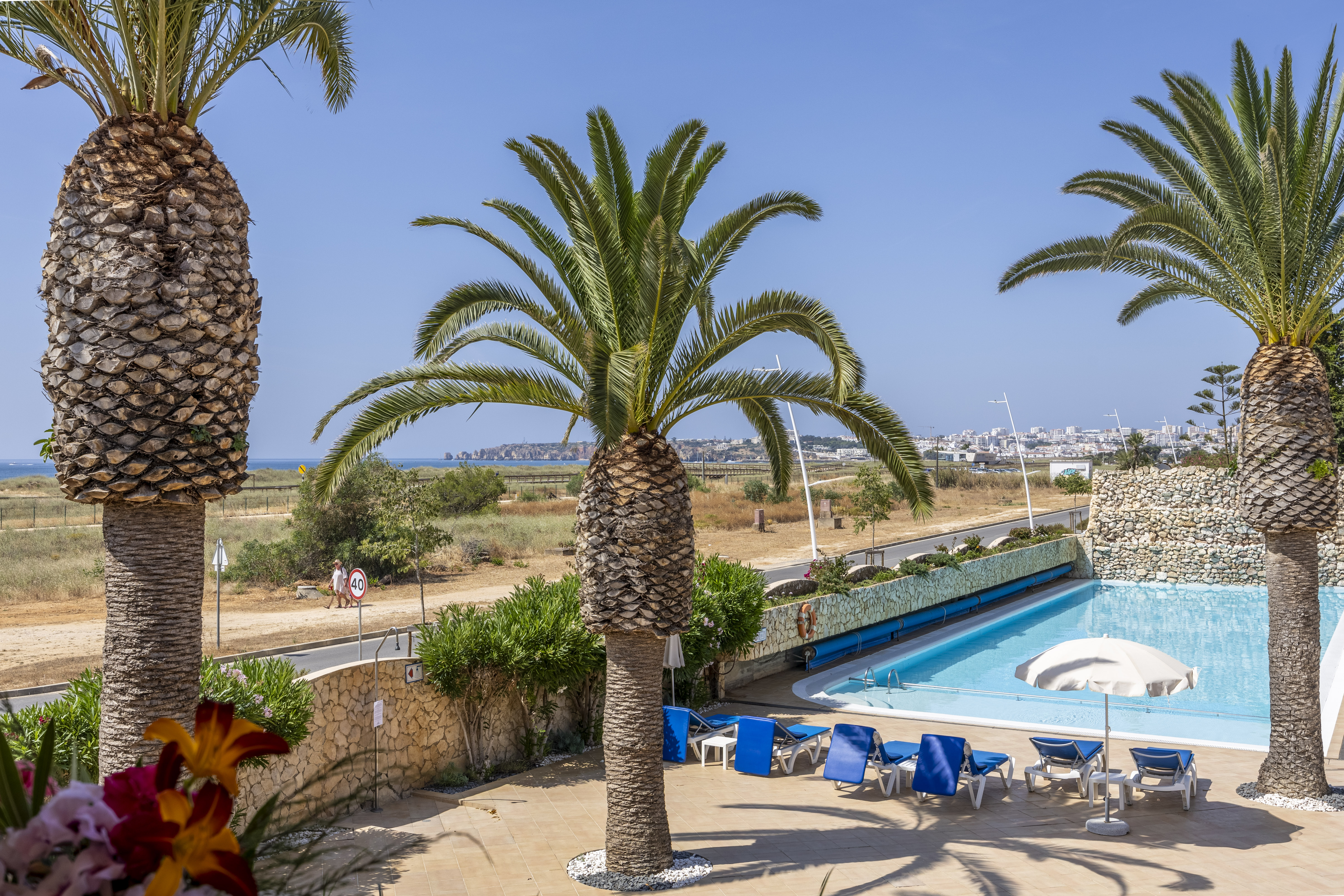 Apartment One Bedroom with Air Conditioning