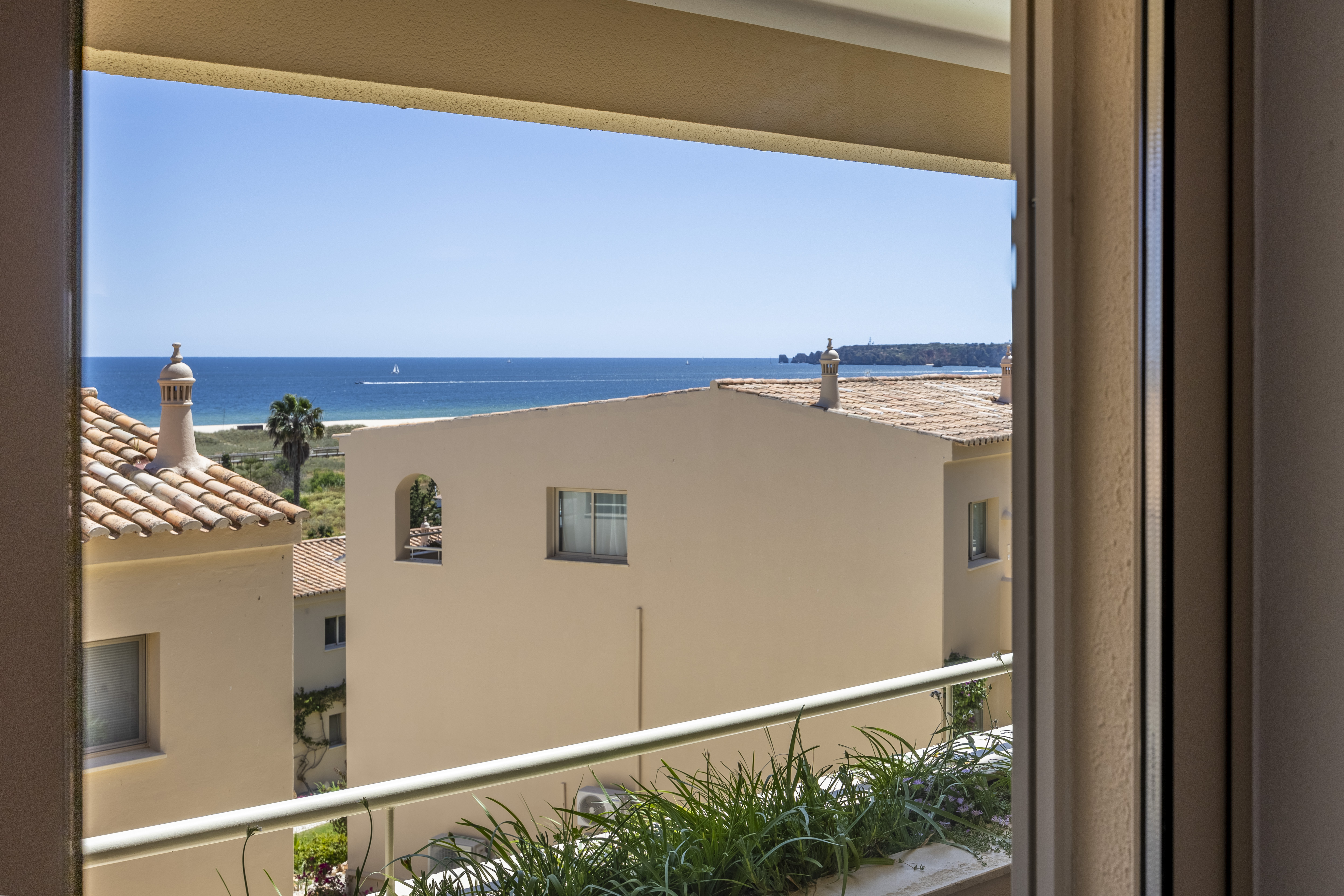 Apartment One Bedroom with Air Conditioning