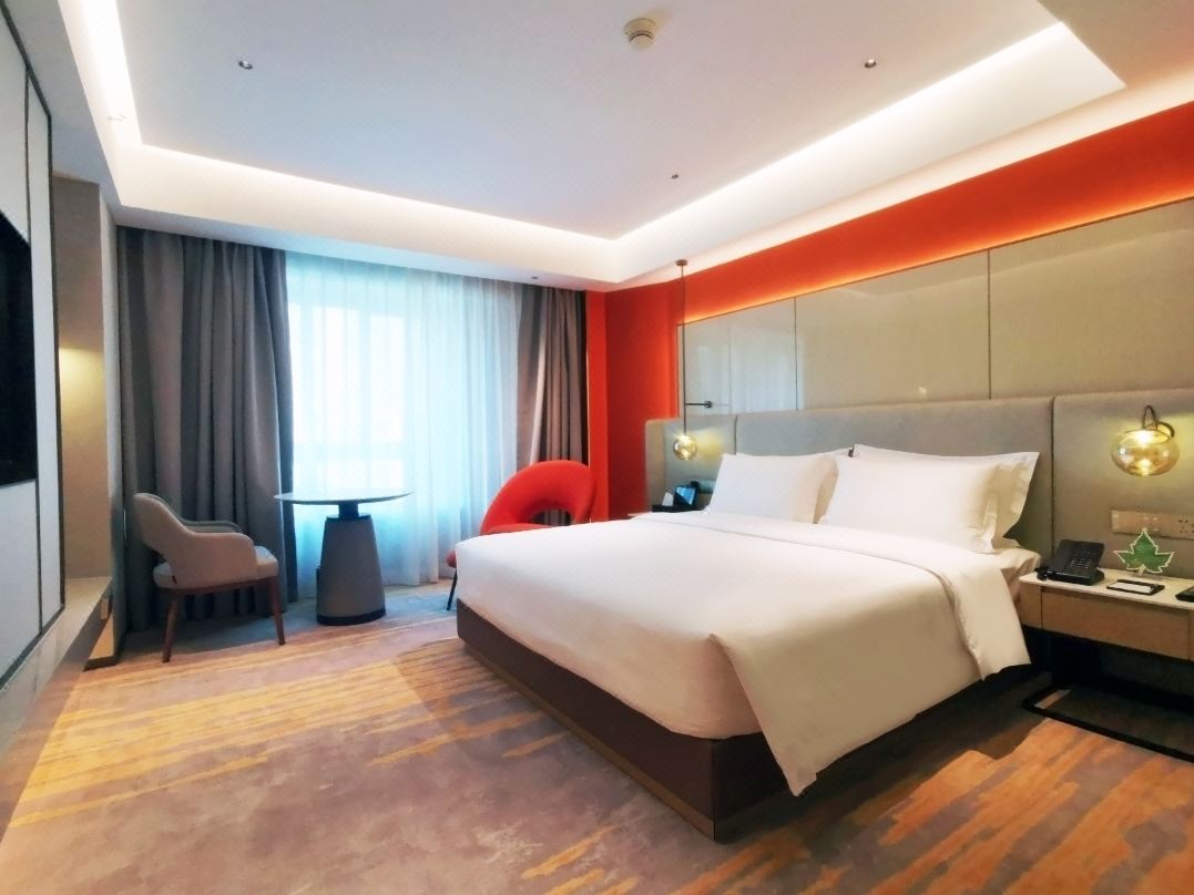 Double King Size Bed