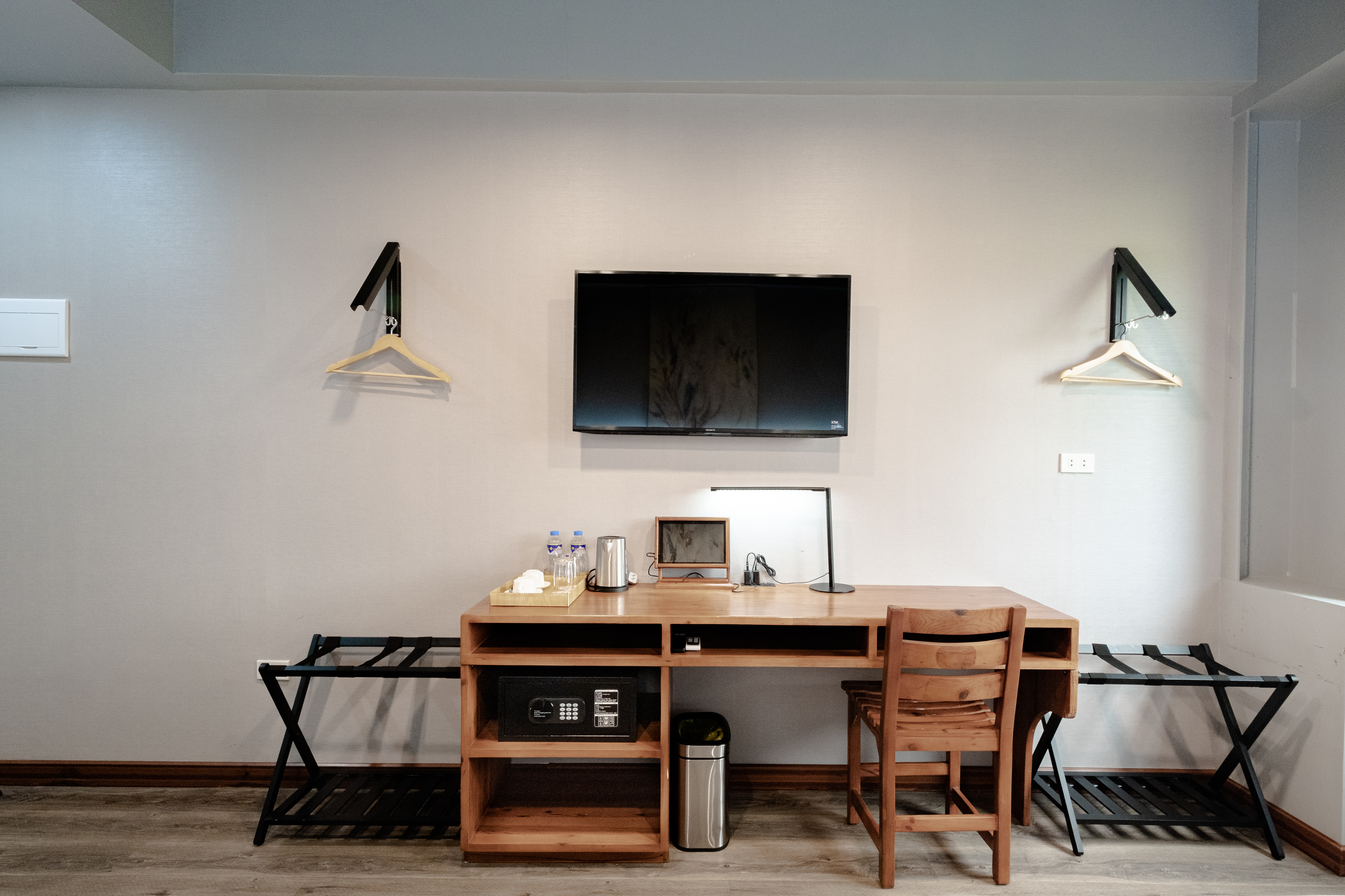 Double Deluxe Queen Bed