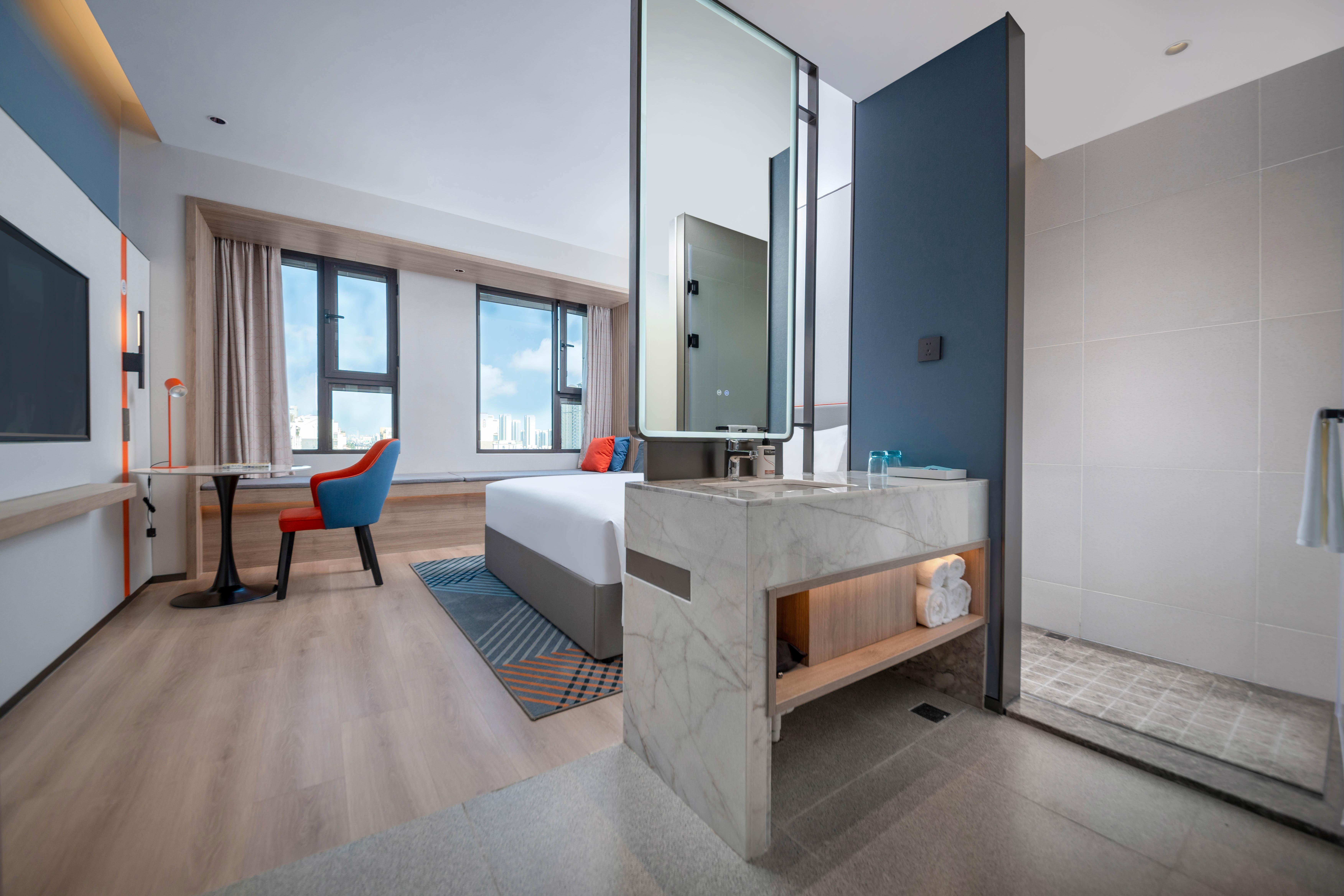 Double King Size Bed