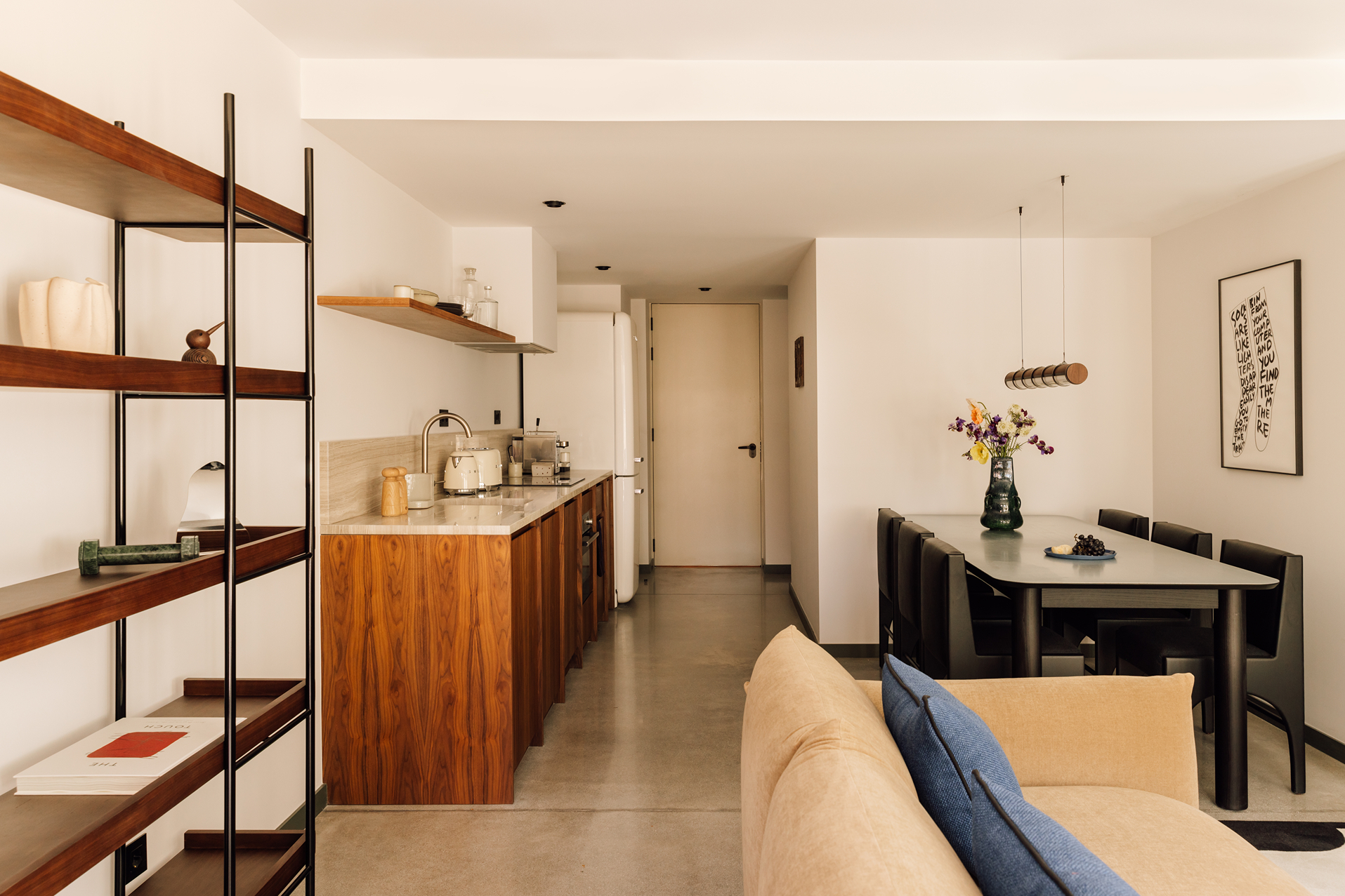 Suite Three Bedrooms Three Bathrooms