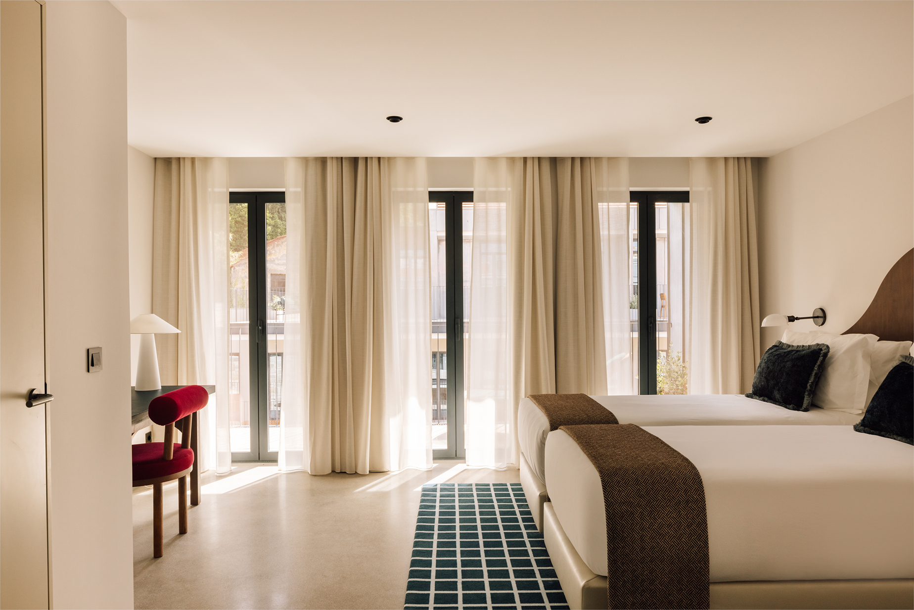 Suite Three Bedrooms Three Bathrooms