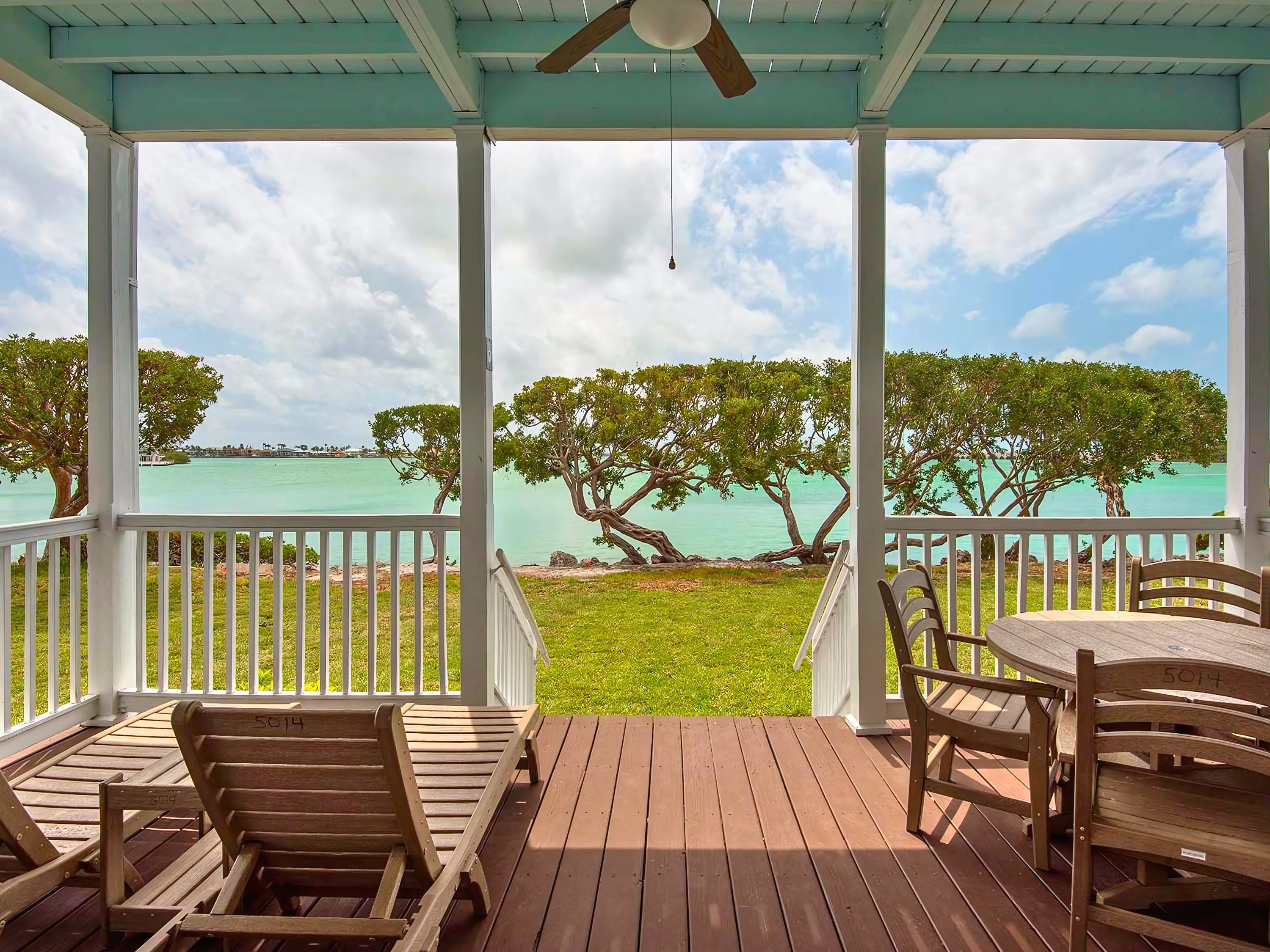 Villa Two Queen Beds