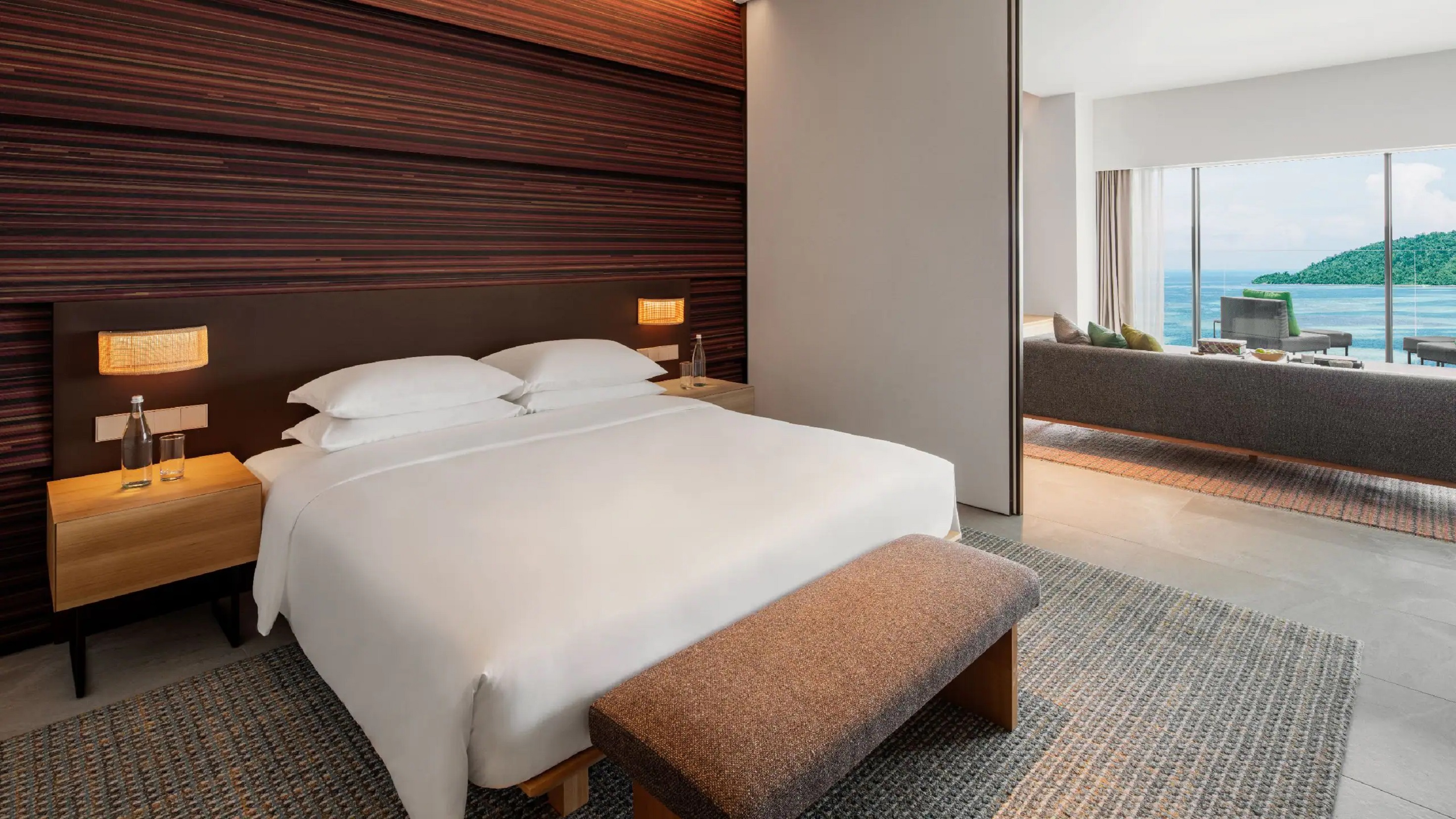 Suite Sea View King Bed