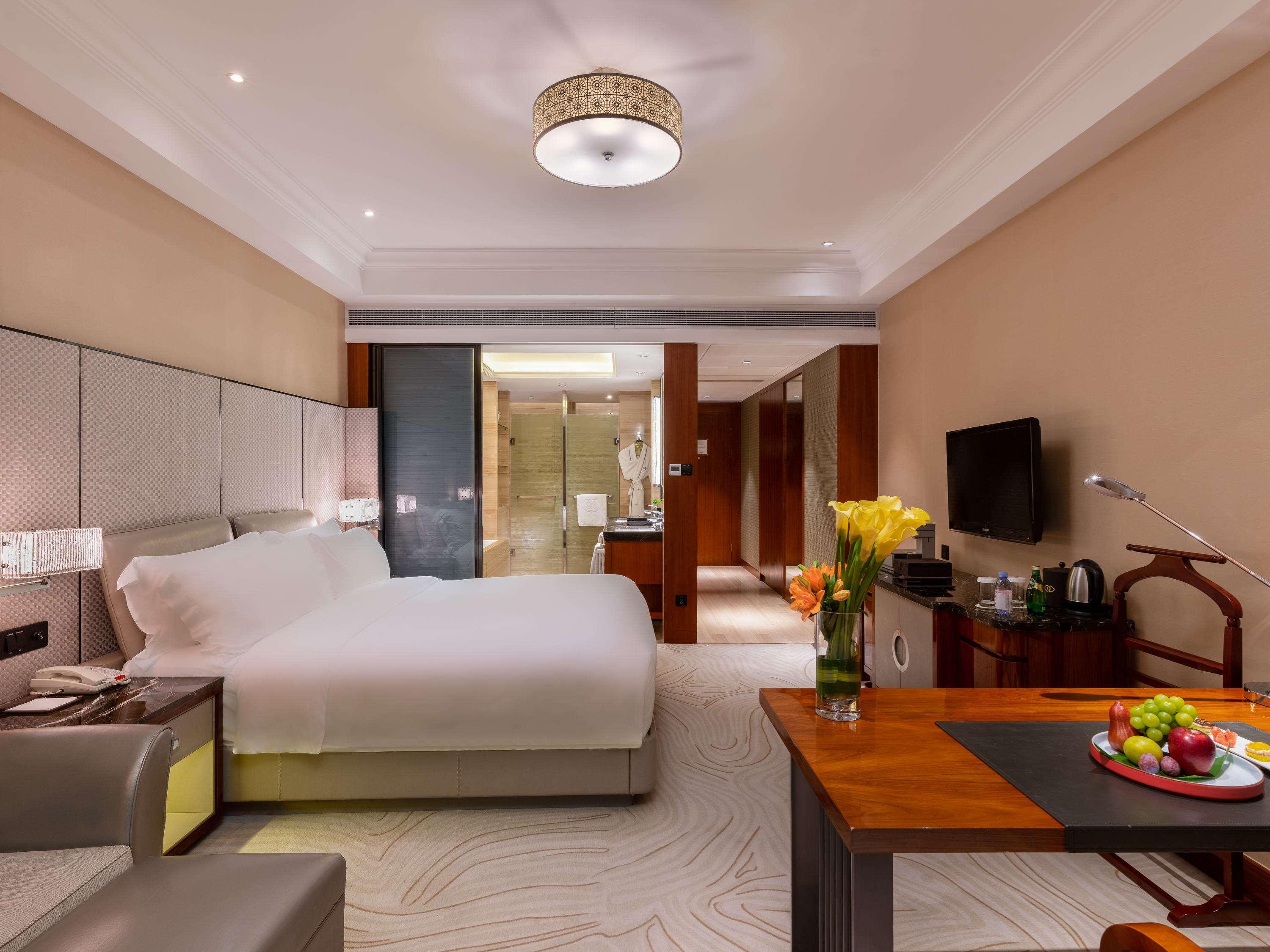 Double Luxury City View