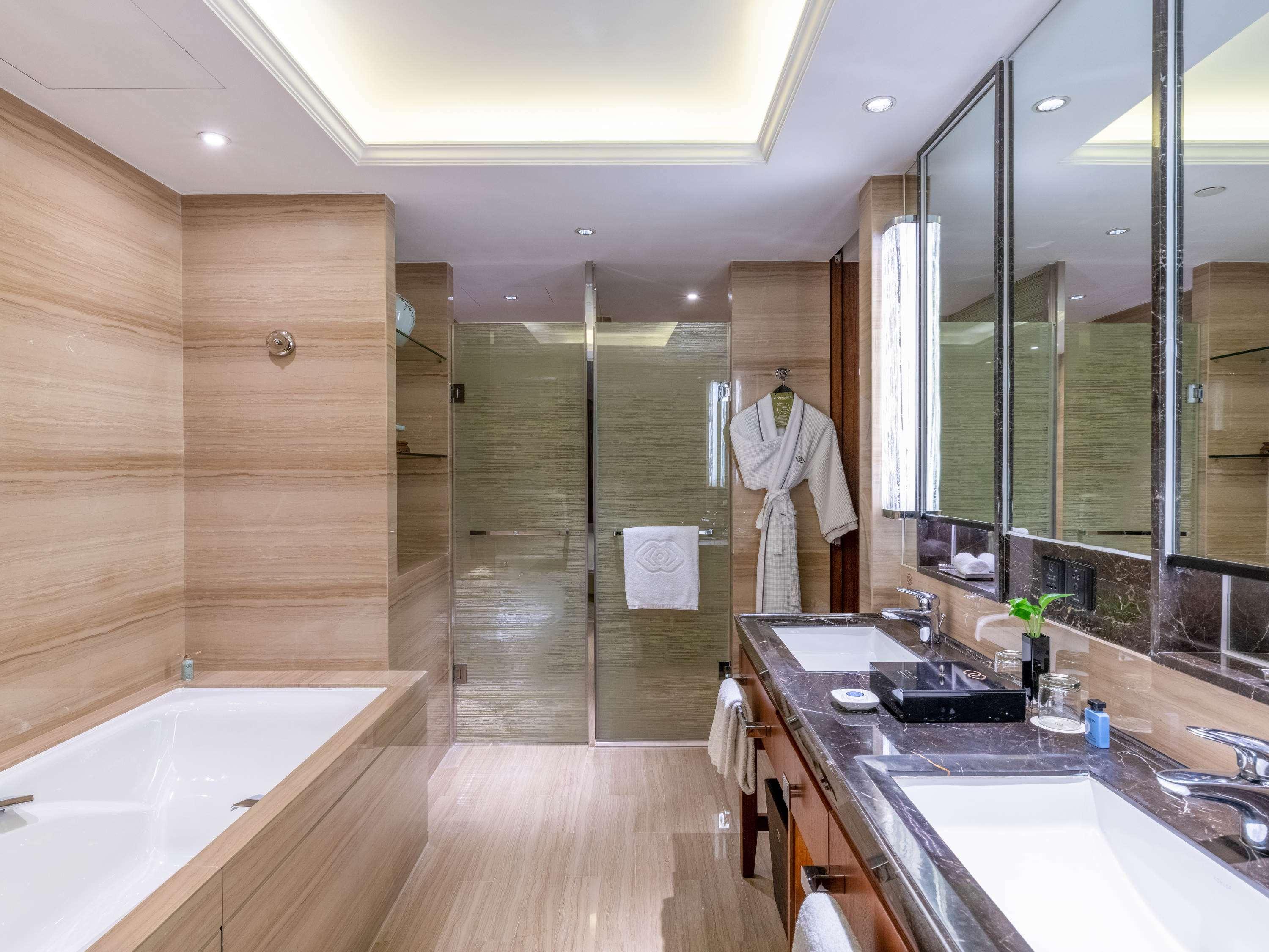 Double Luxury City View