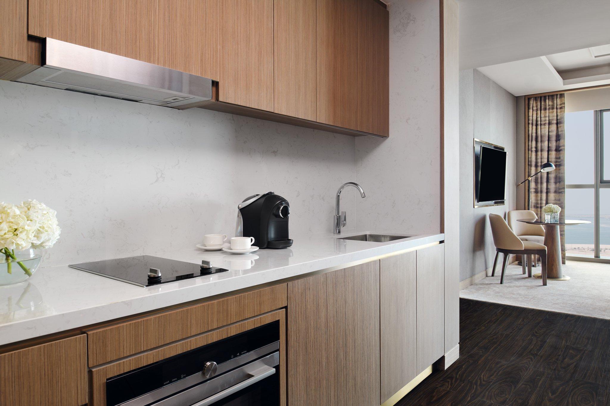 Studio with Kitchenette with Views