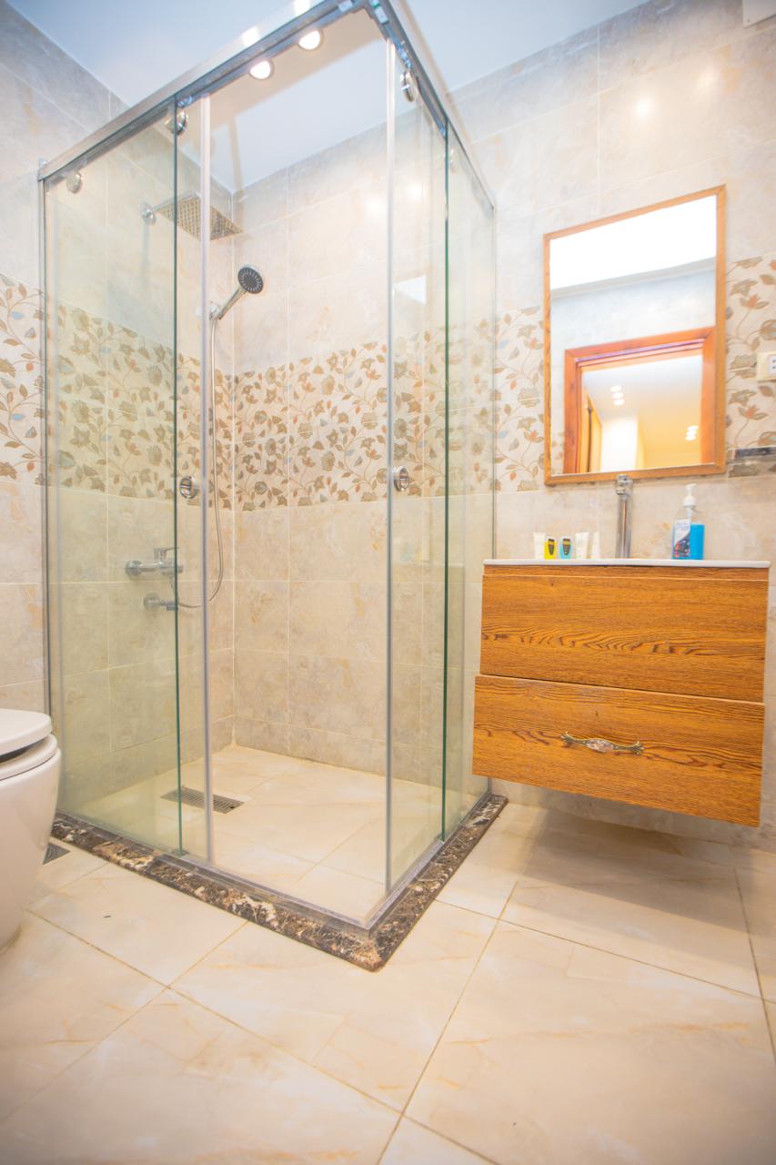 Quadruple One Bedroom One Bathroom